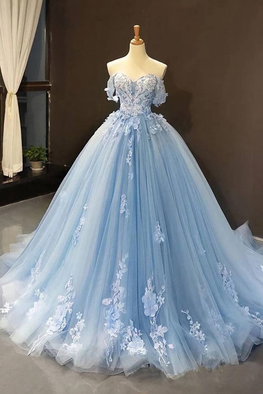 مدل لباس پرنسسی دخترانه 2022 