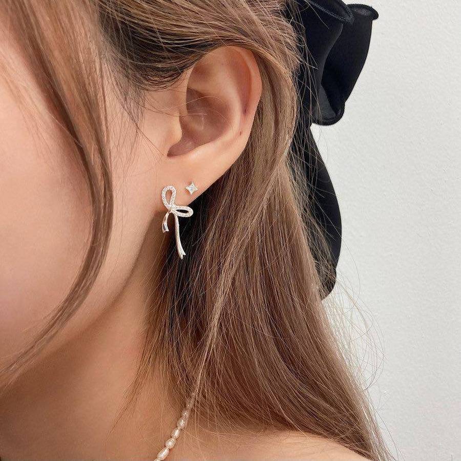 مدل گوشواره میخی ریز ساده