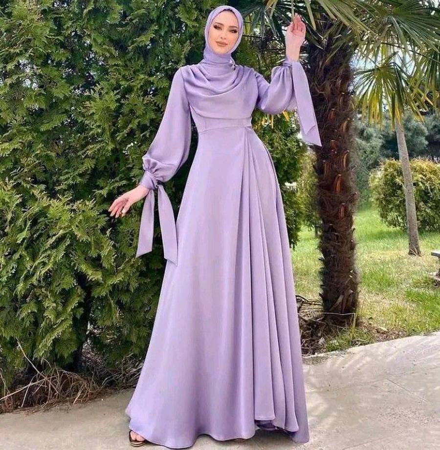 لباس مجلسی پوشیده