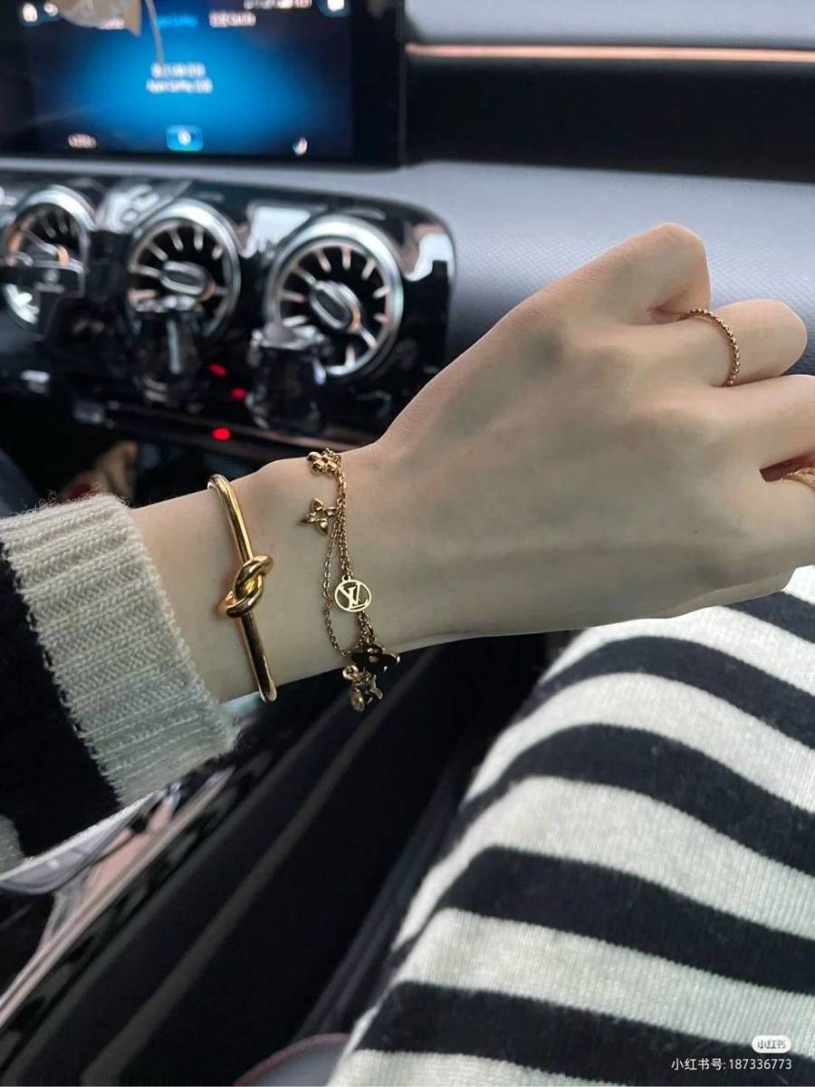 دستبند طلا زنانه 