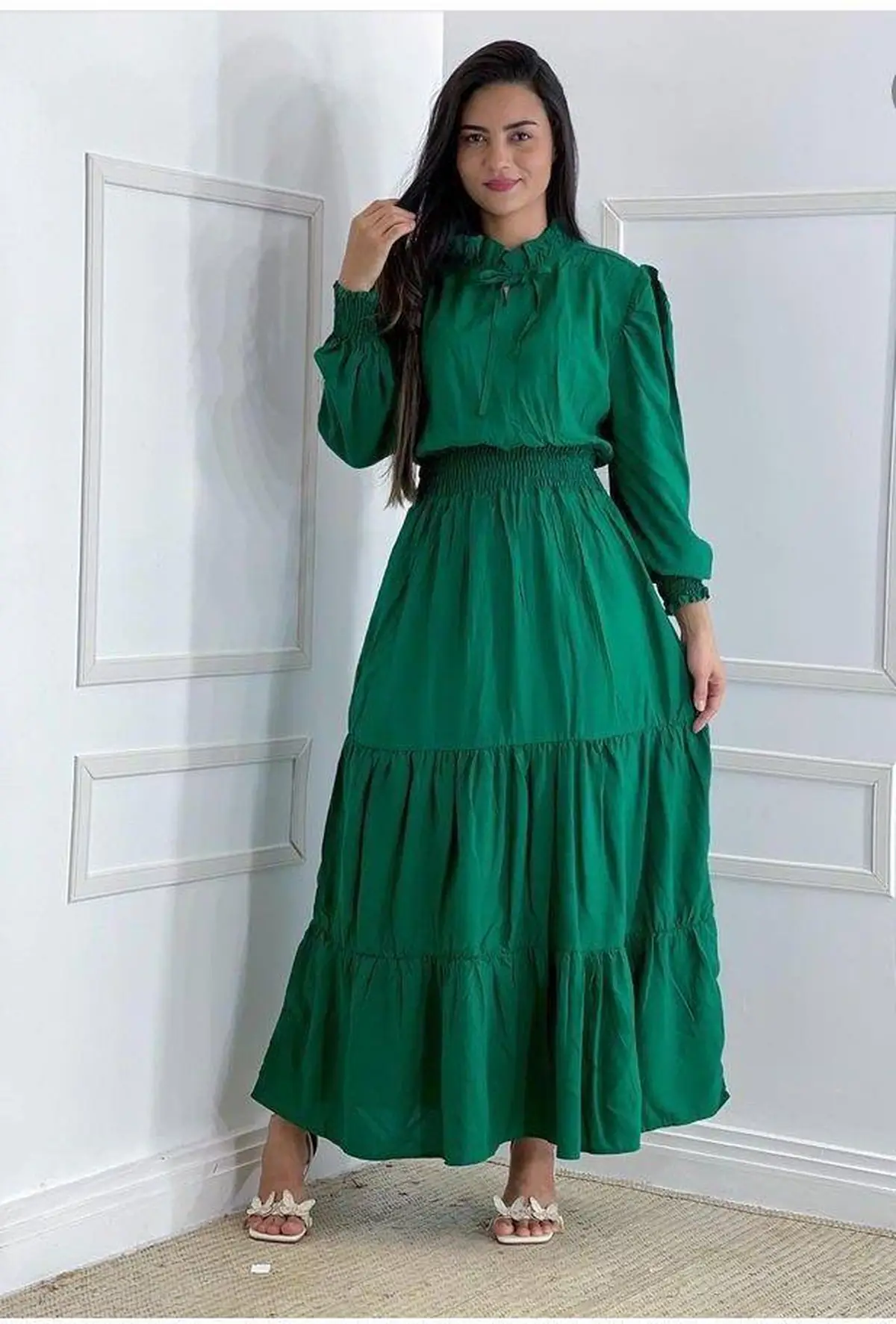 لباس مجلسی پوشیده