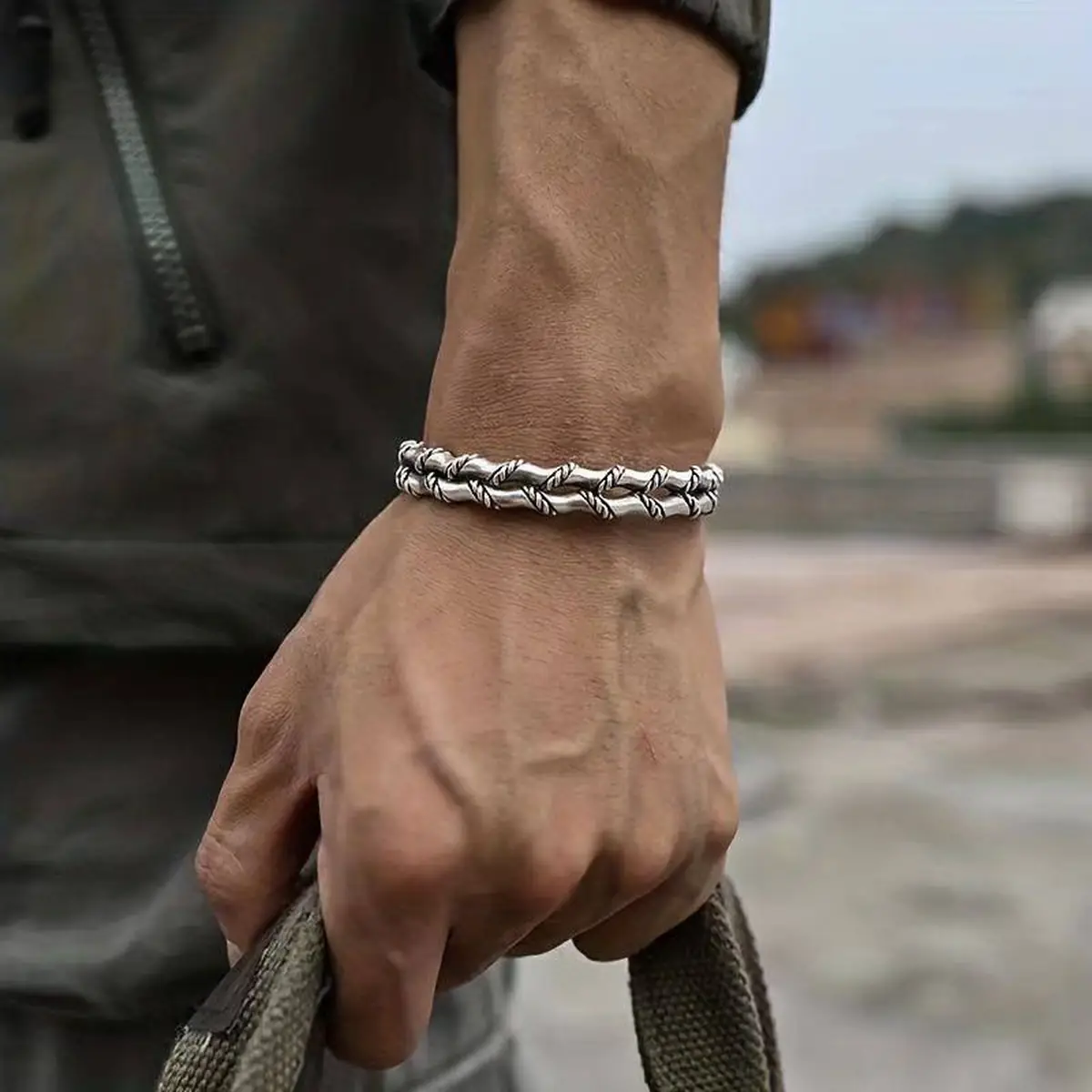 دستبند مردانه ساده