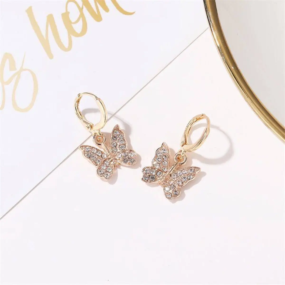 گوشواره پروانه ای مینیمال