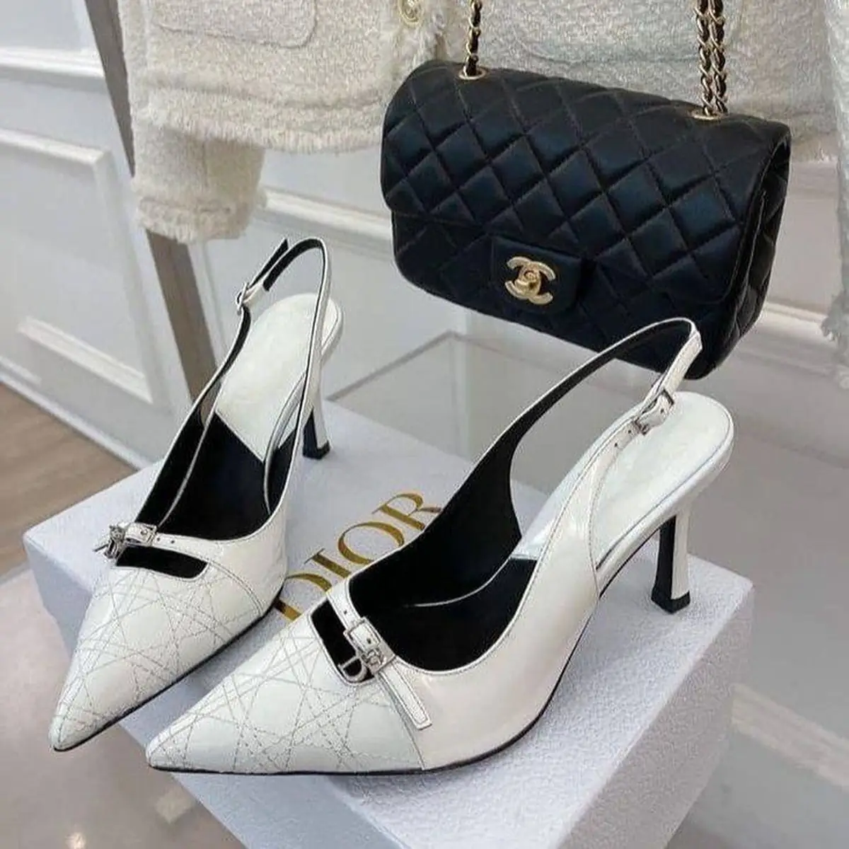 کفش پاشنه بلند پهن 