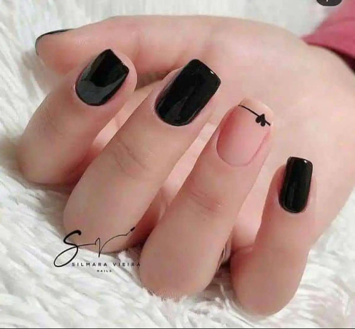 طرح ناخن شیک و باکلاس کوتاه