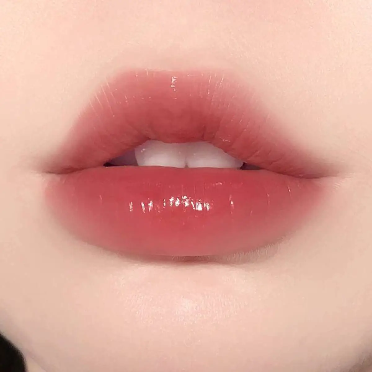 عکس رژ لب کره ای 