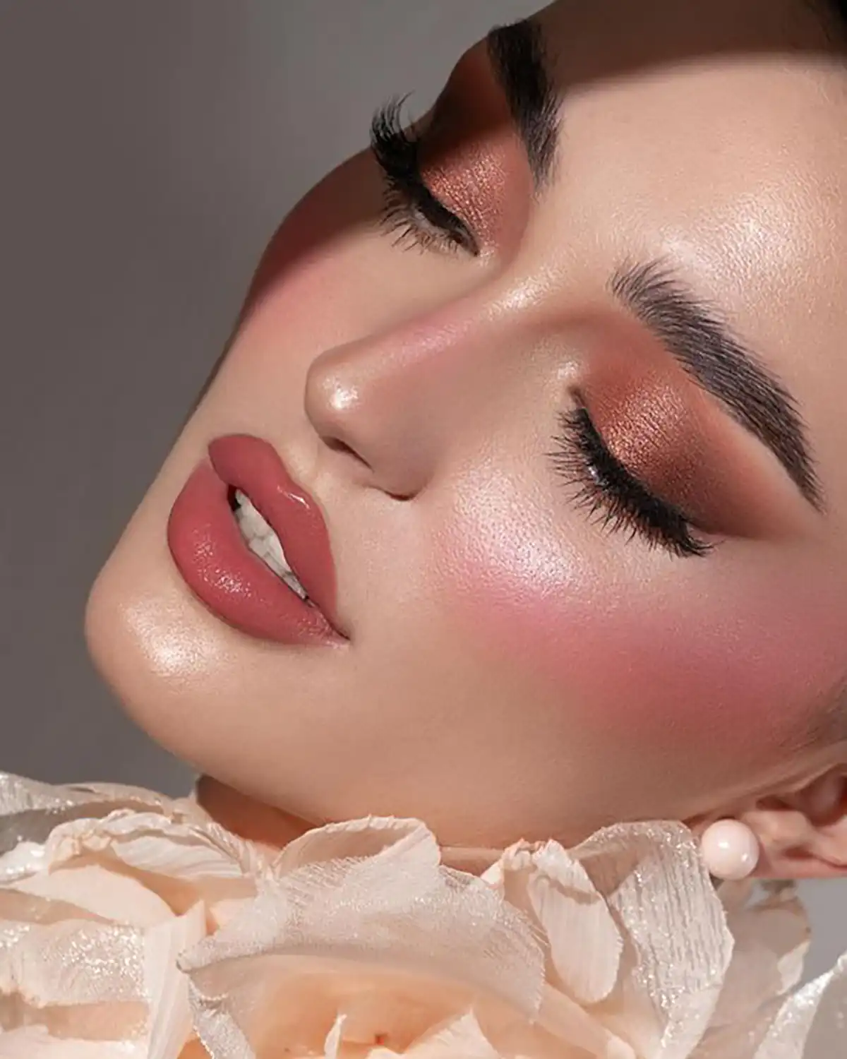 مدل ارایش دخترانه ساده 