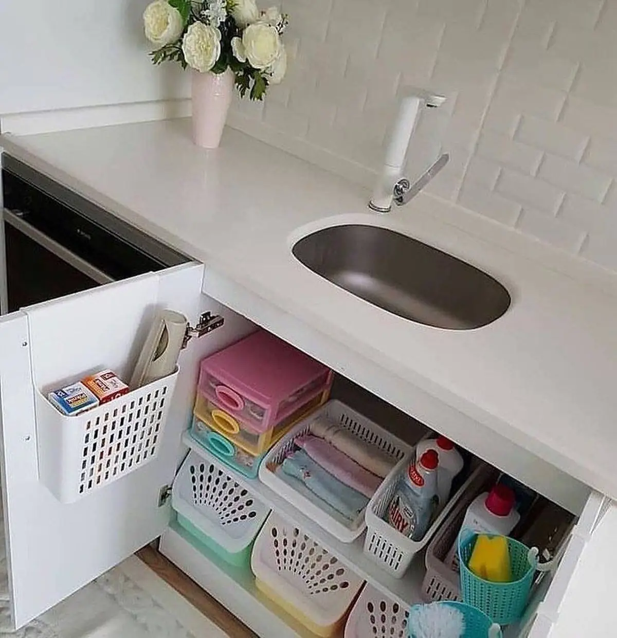 چیدمان کابینت زیر سینک خاص