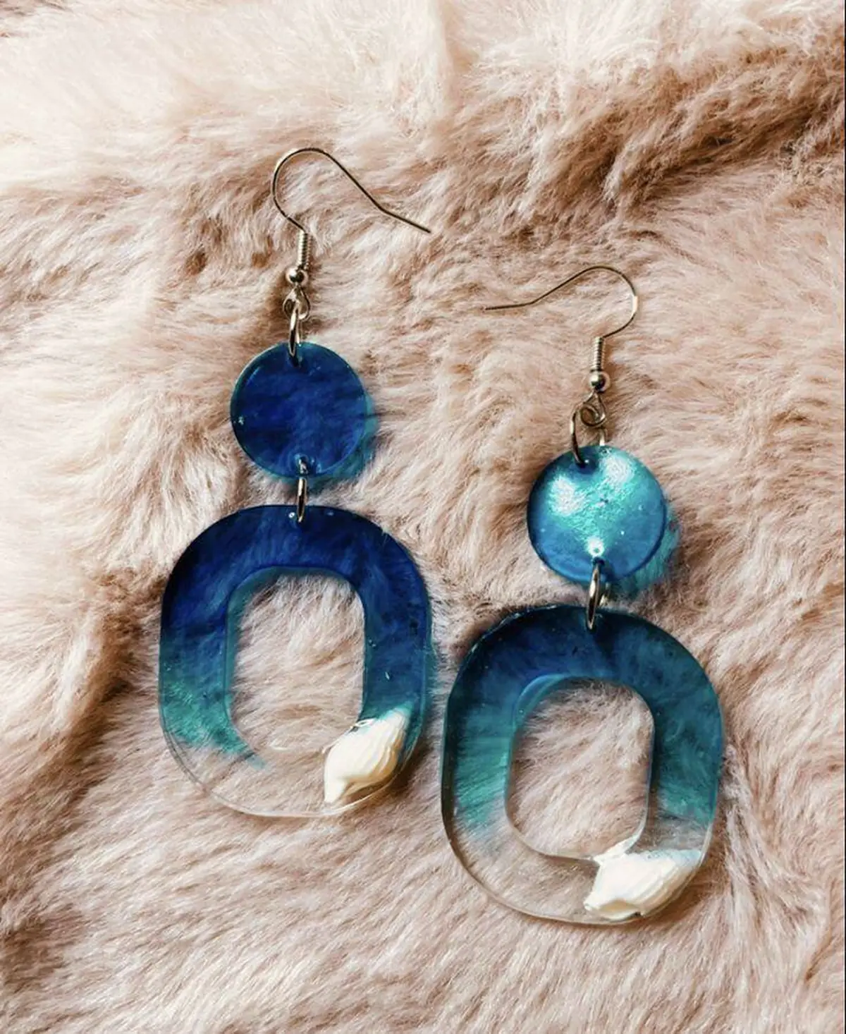 گوشواره رزینی دفرمه