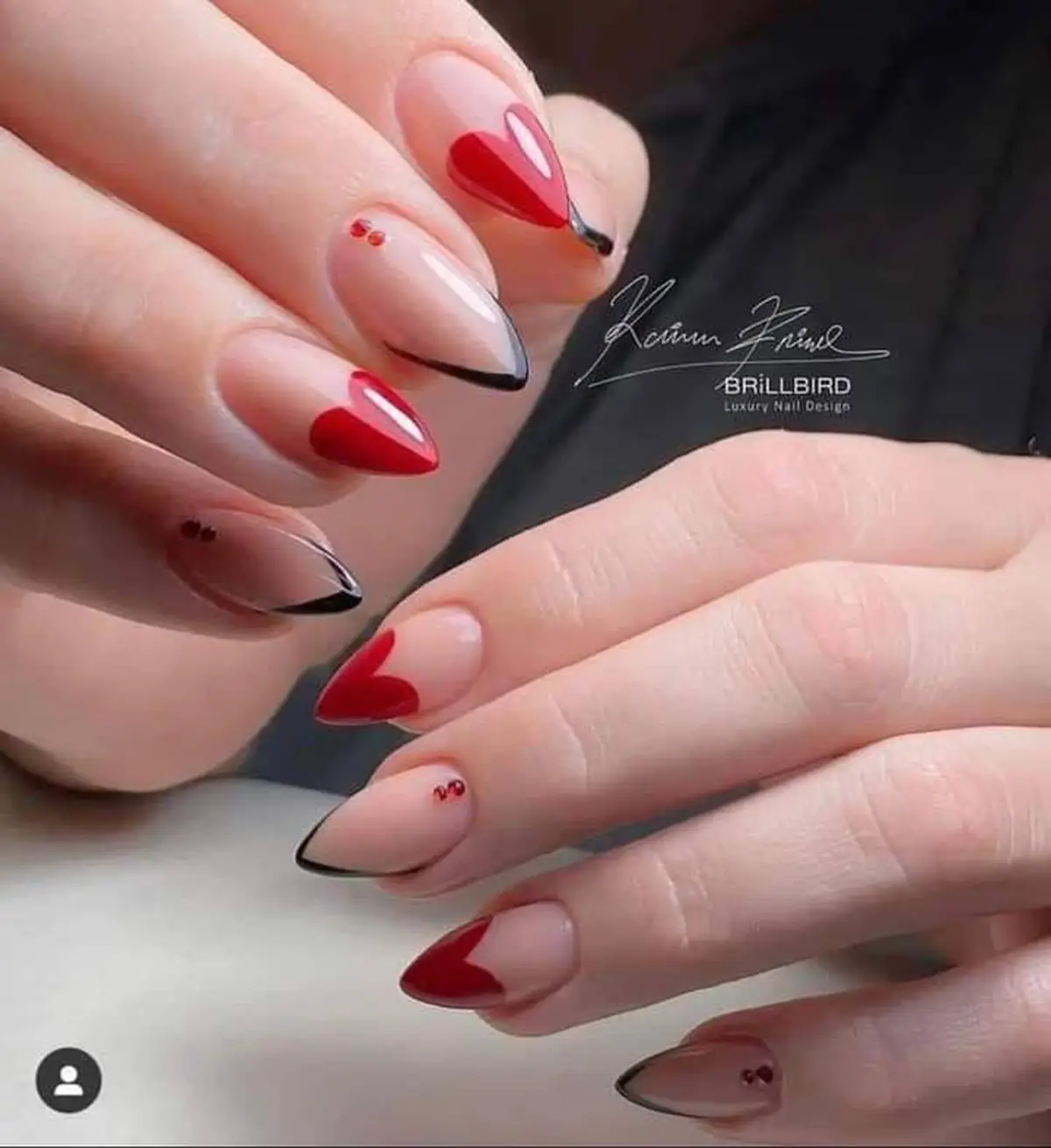 طرح ناخن قرمز مشکی 
