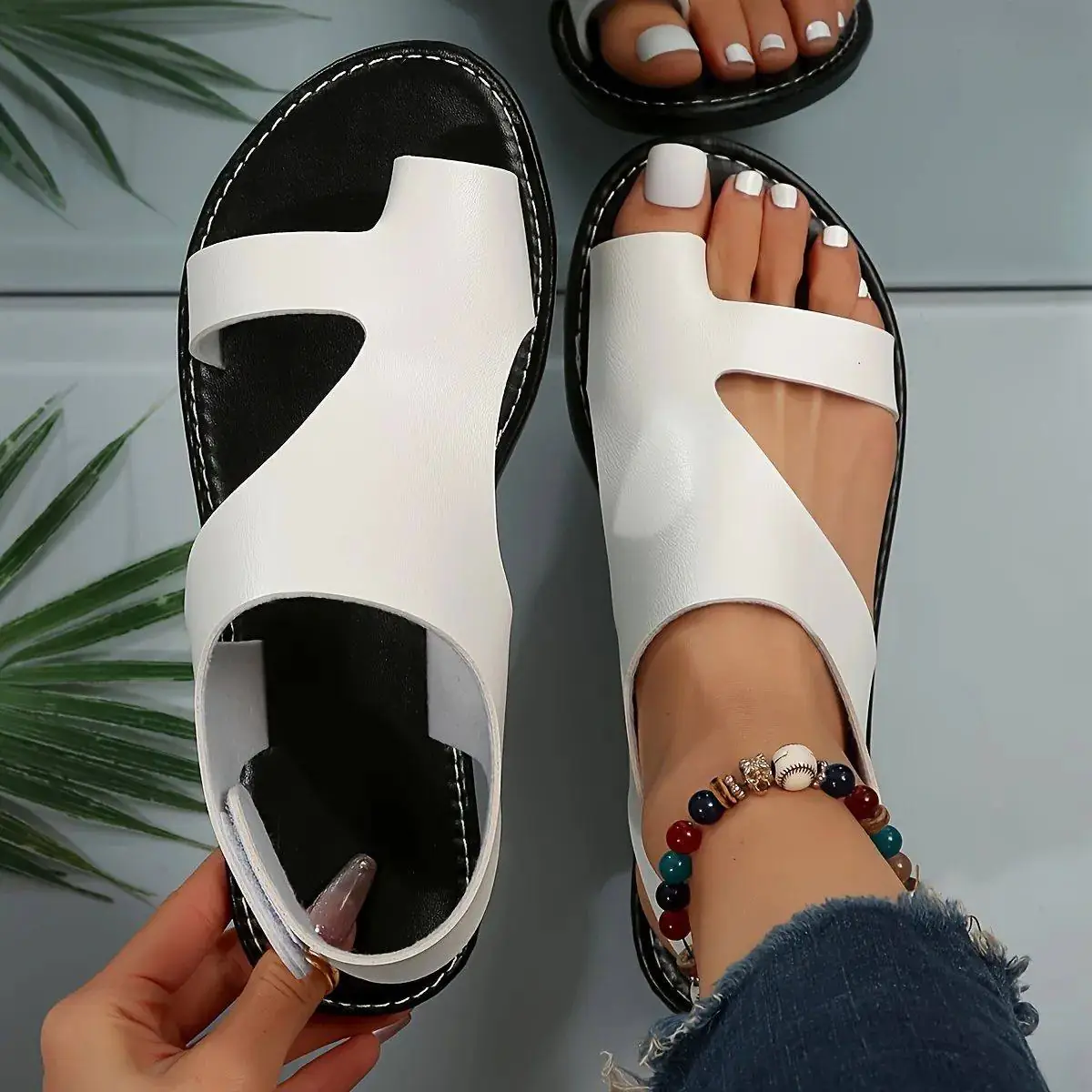 صندل زنانه طبی ساده