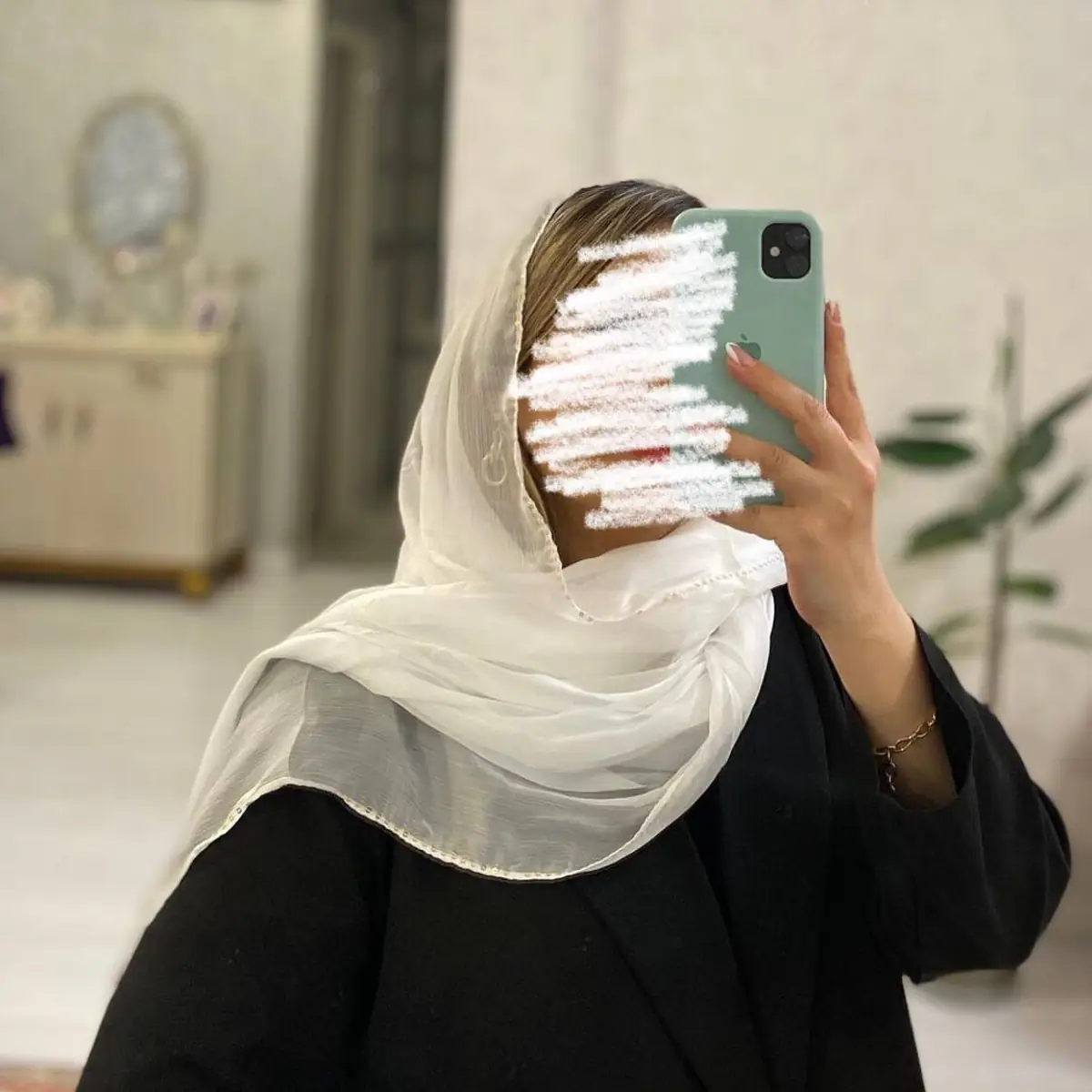 شال حریر پلیسه 