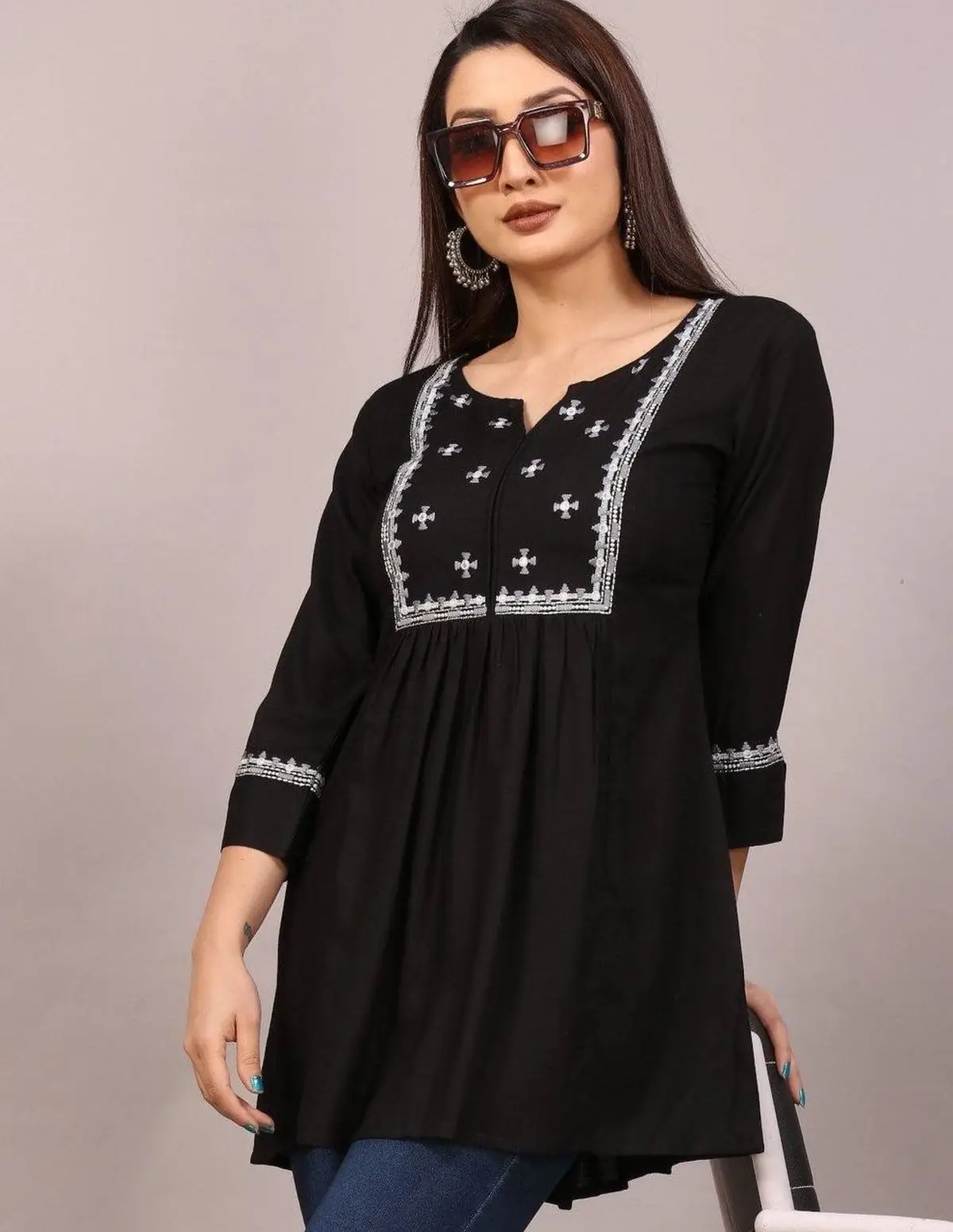 تونیک مشکی گلدار 