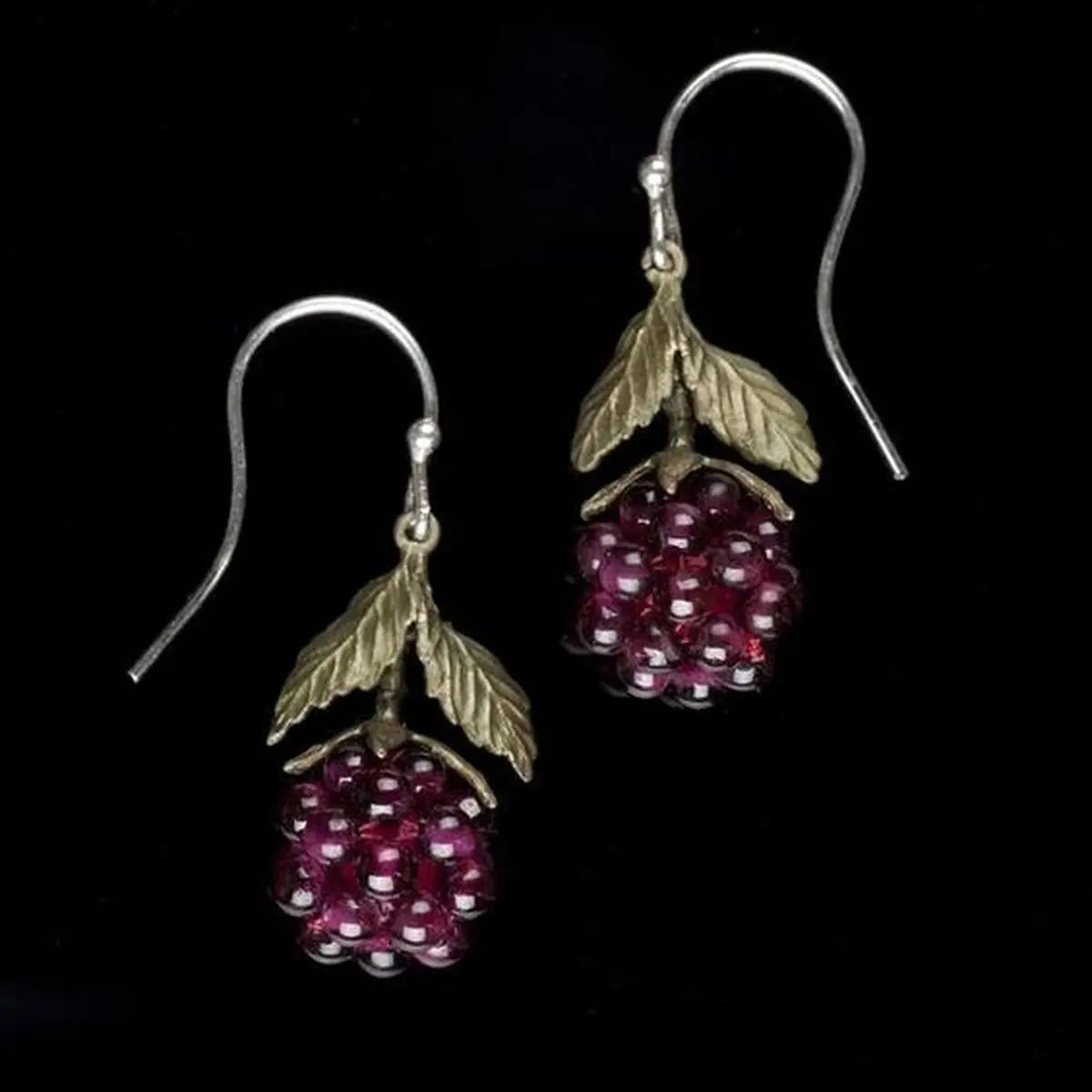 میوه گوشواره ای در حل جدول