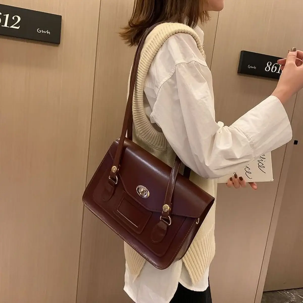 کیف زنانه لاکچری دیجی کالا
