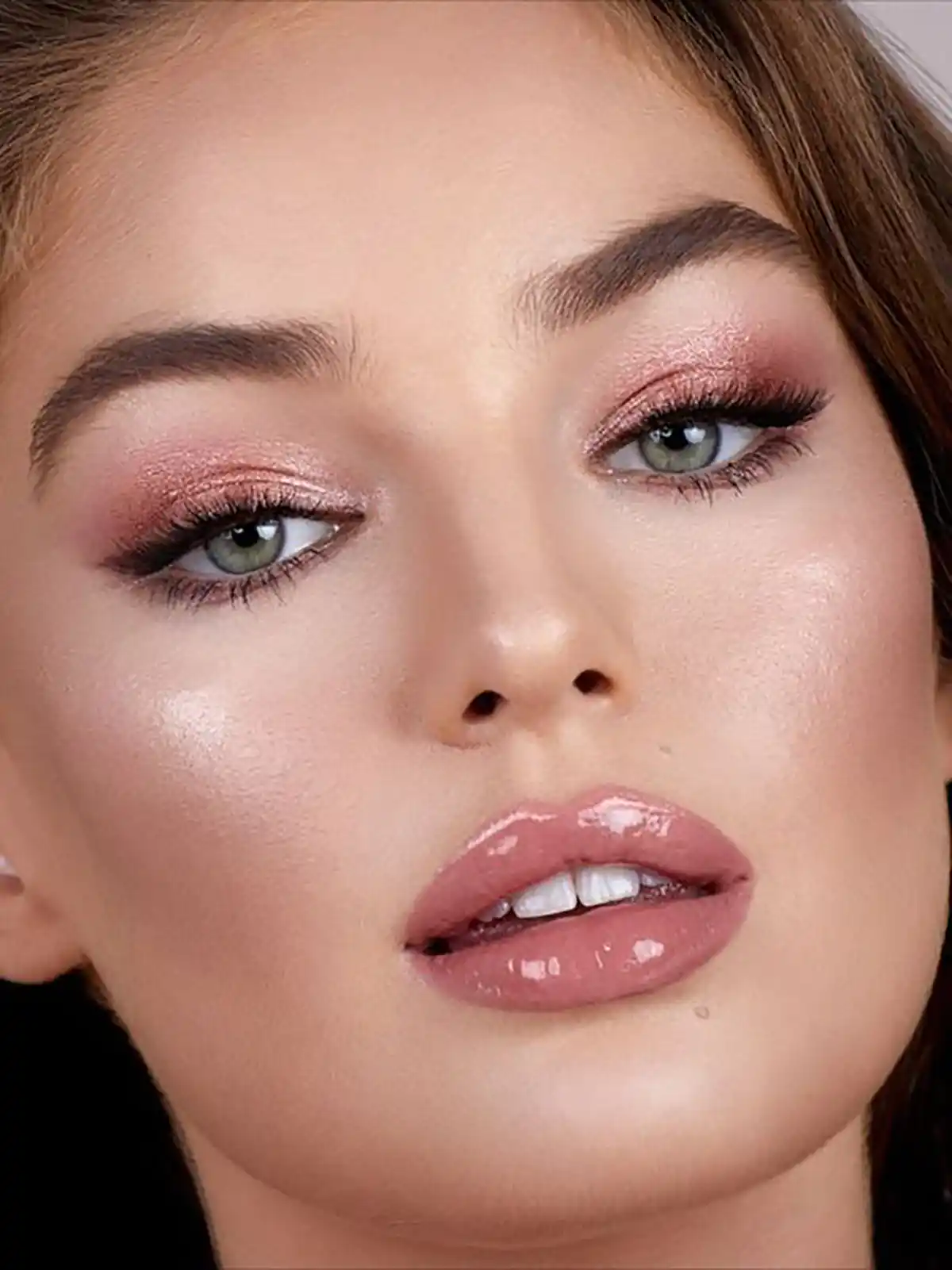 آرایش ملایم دخترانه ساده جذاب