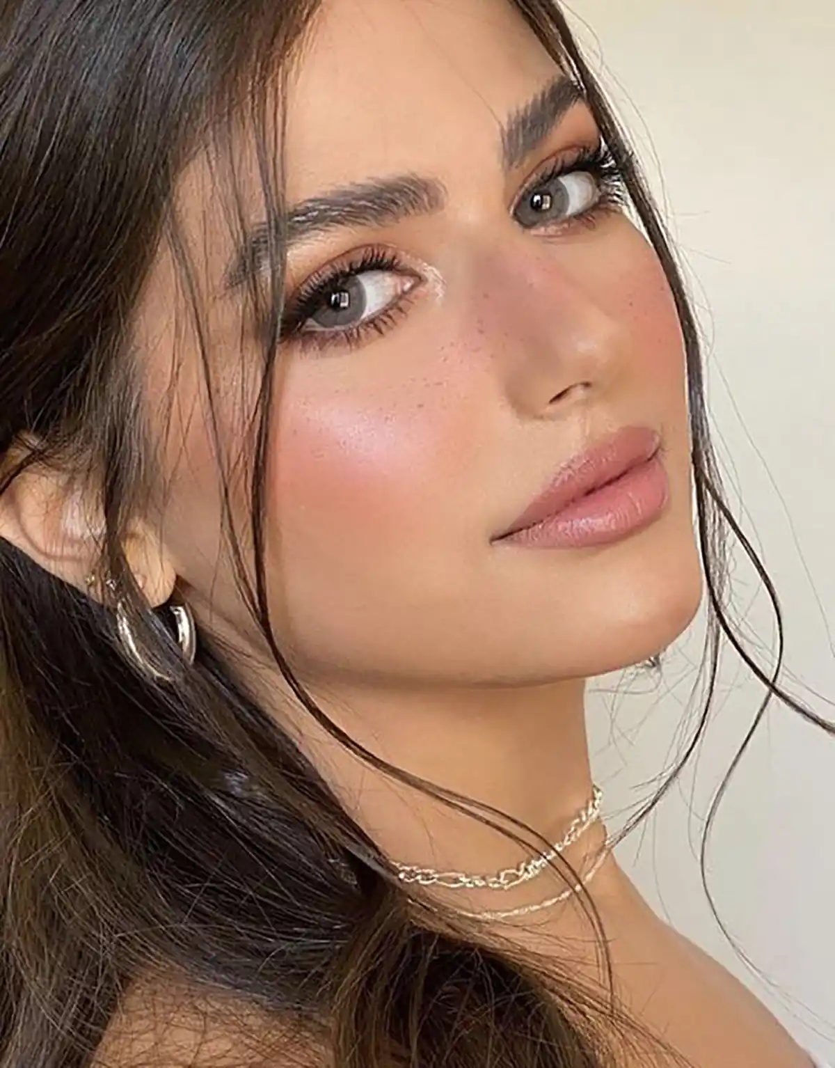 آرایش ملایم دخترانه ساده