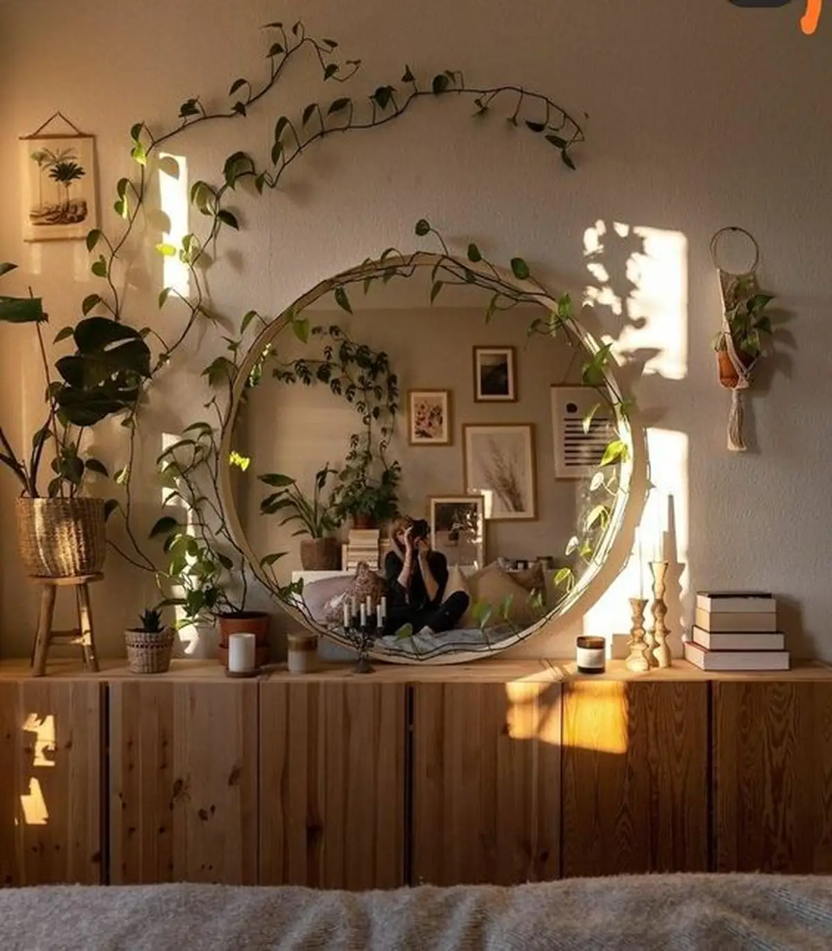 آینه دیواری مدرن