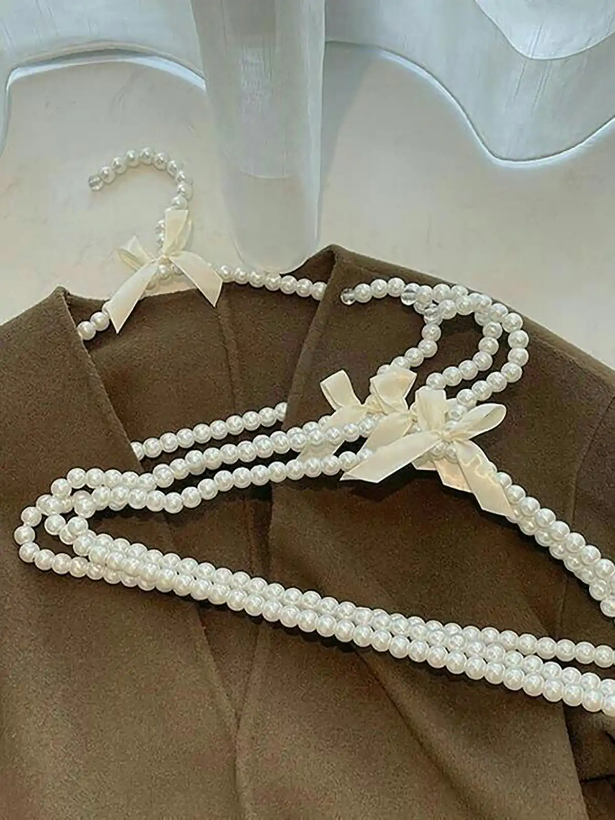 آویز لباس فانتزی