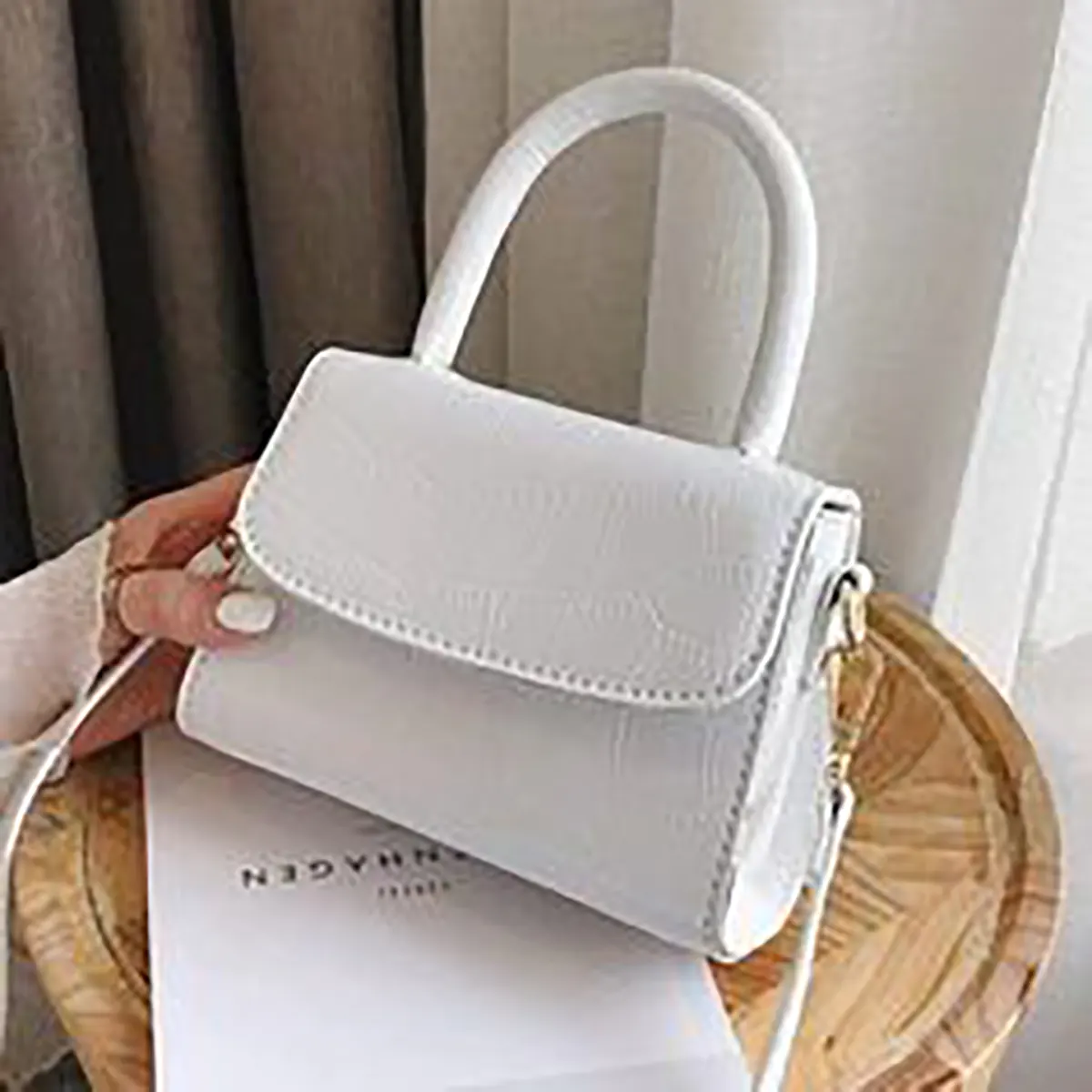 کیف های یک طرفه زنانه