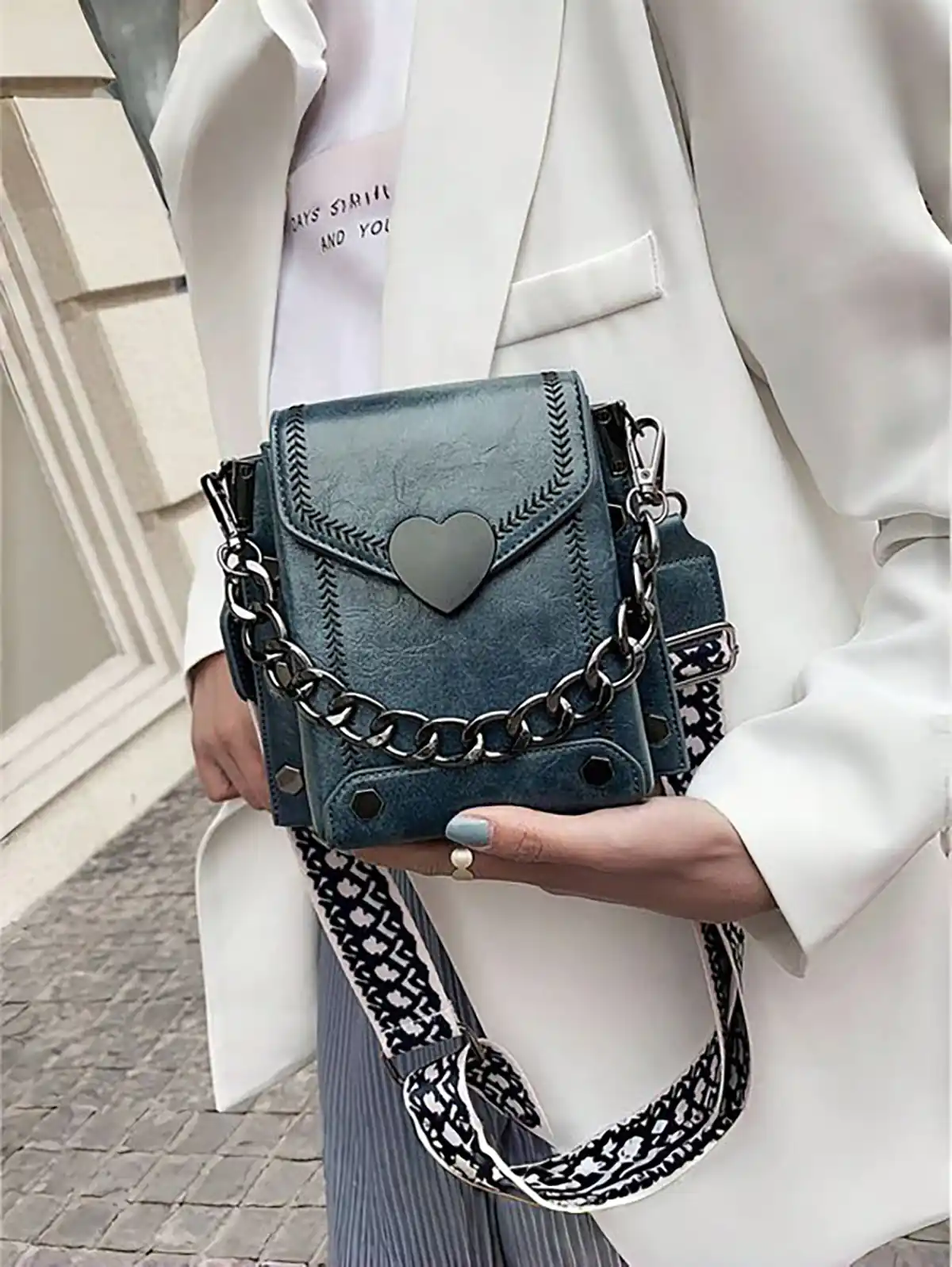 کیف آبی دخترانه