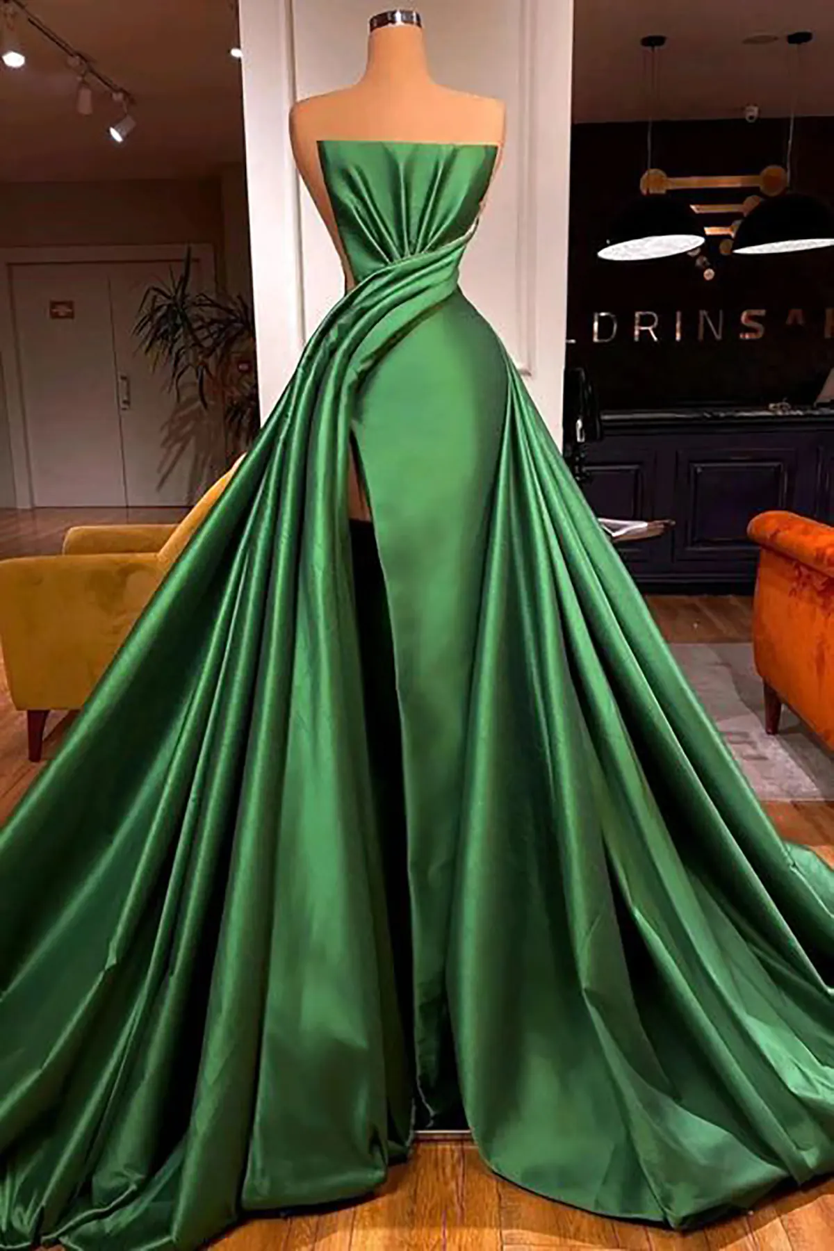 لباس مجلسی زنانه