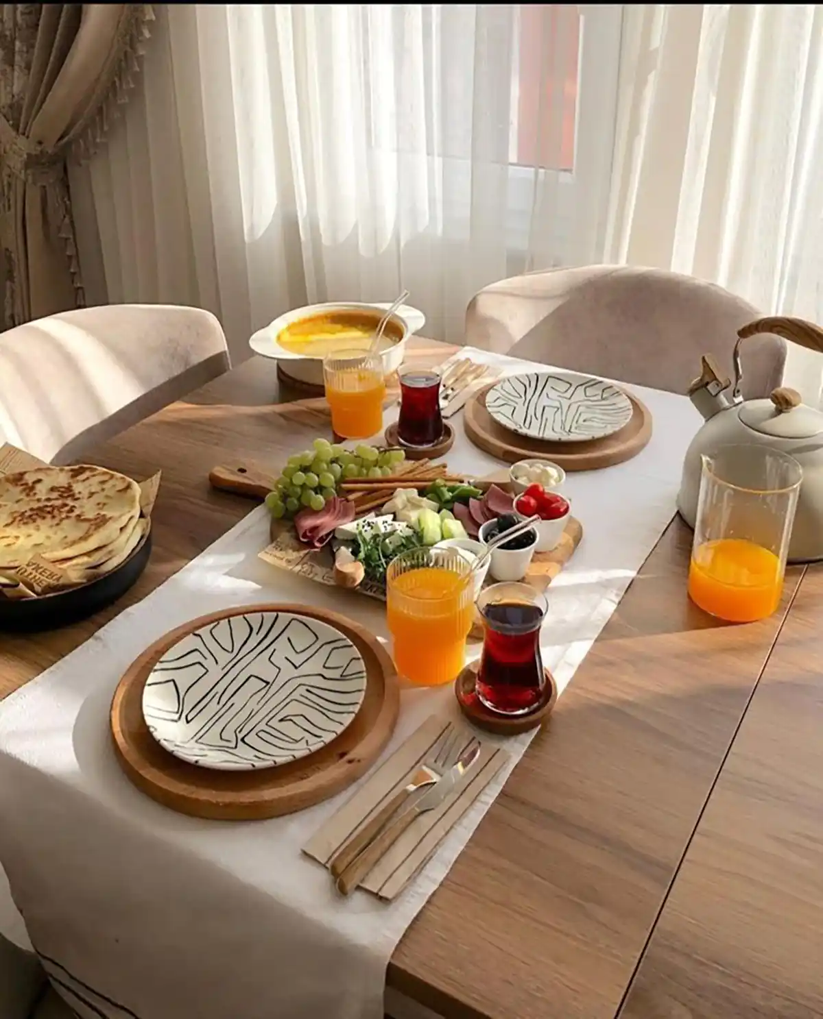 سفره صبحانه شیک