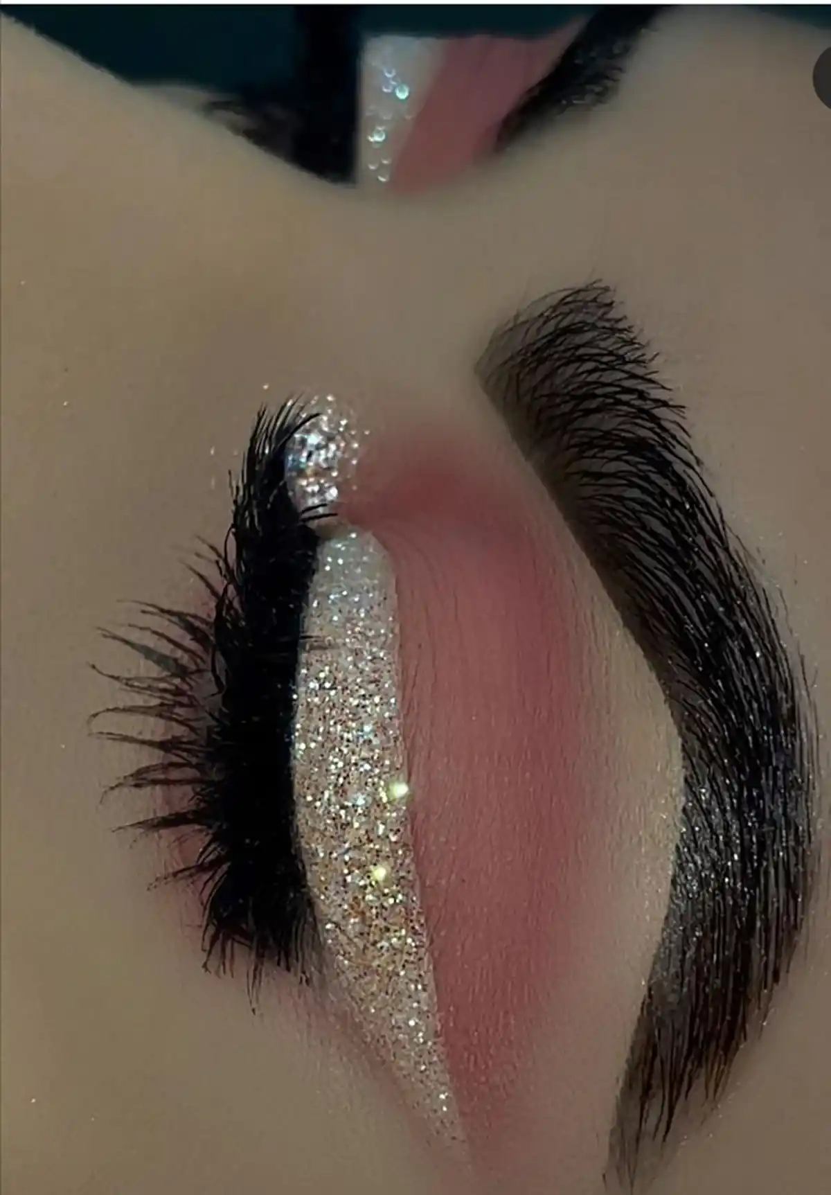 خط چشم اکلیلی مایع 