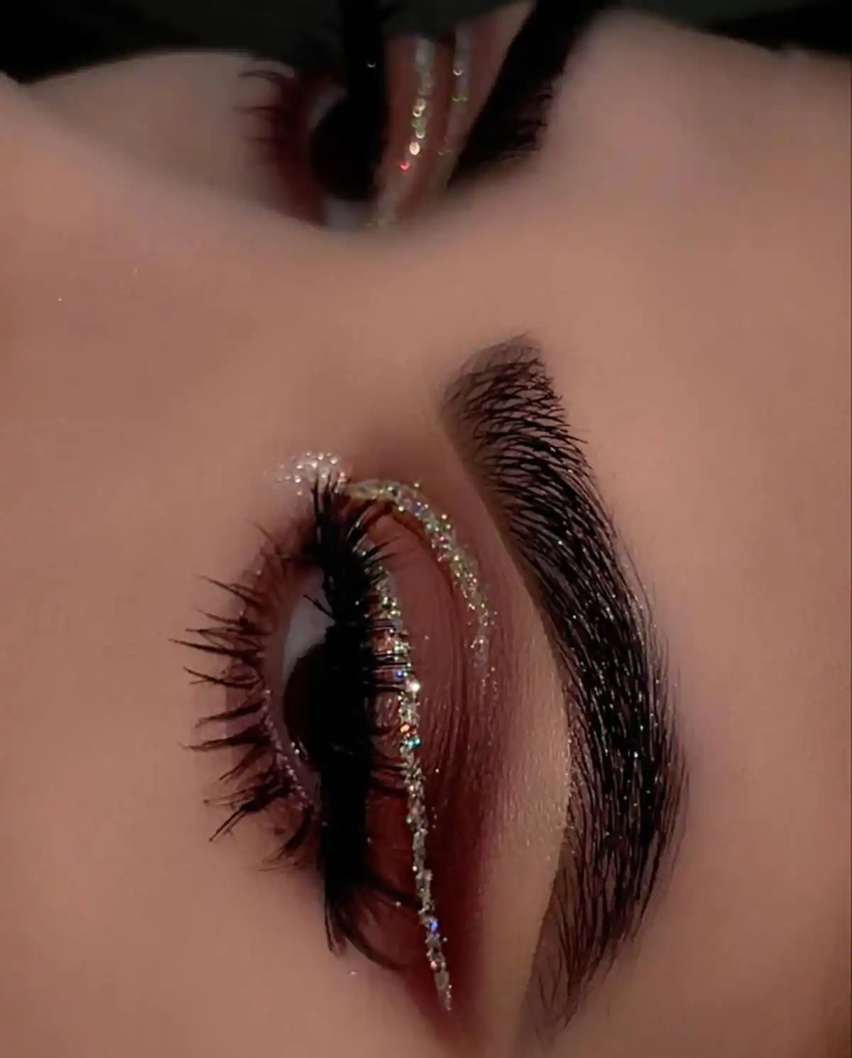 خط چشم مات 