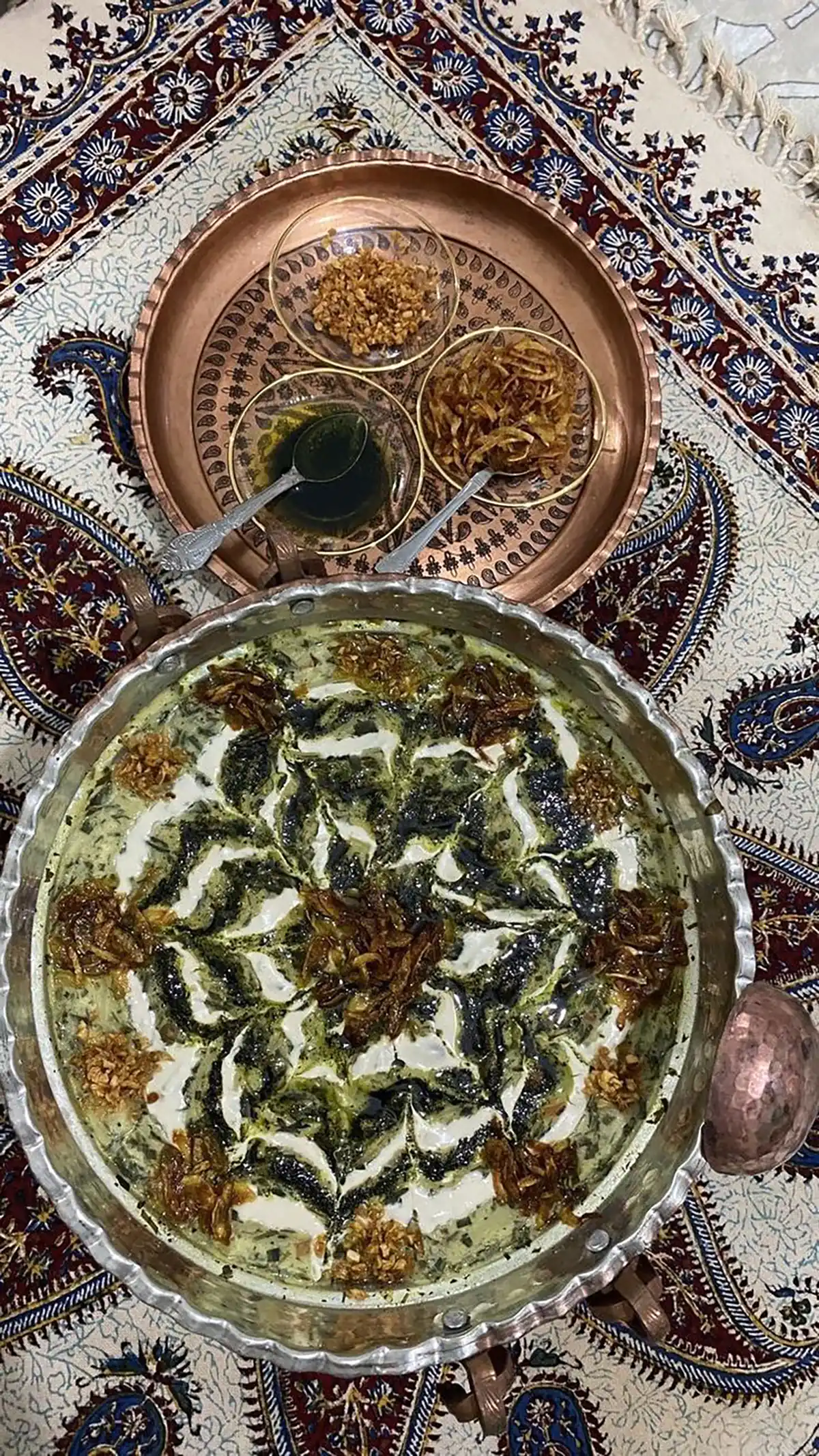 آموزش تزیین آش رشته