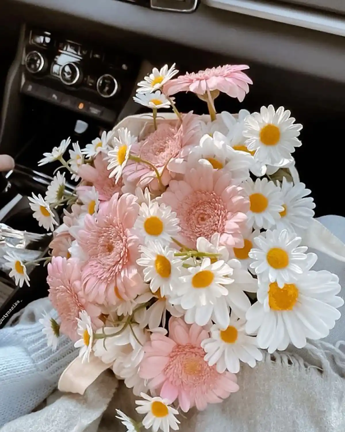 دسته گل ساده و شیک 