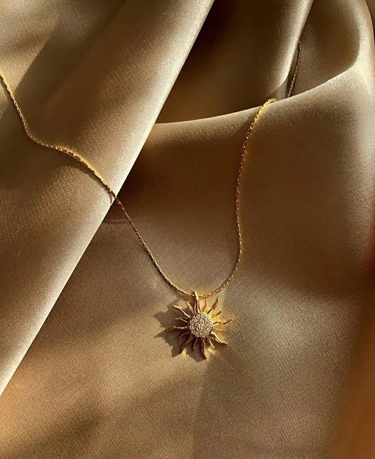 گردنبند طلا زنانه سنگین 