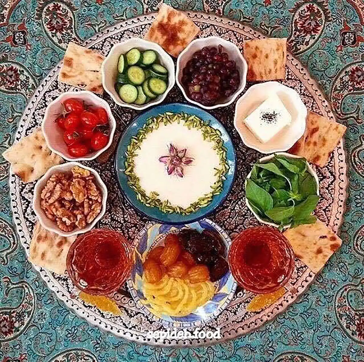 عکس سفره افطار کودکانه 