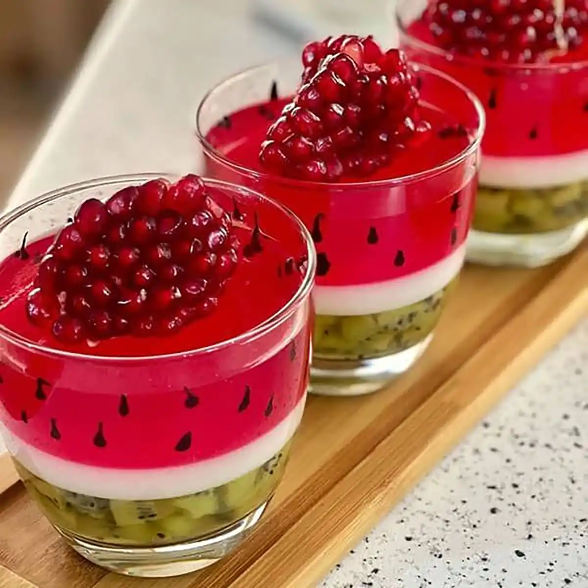 تزیین ژله ساده 