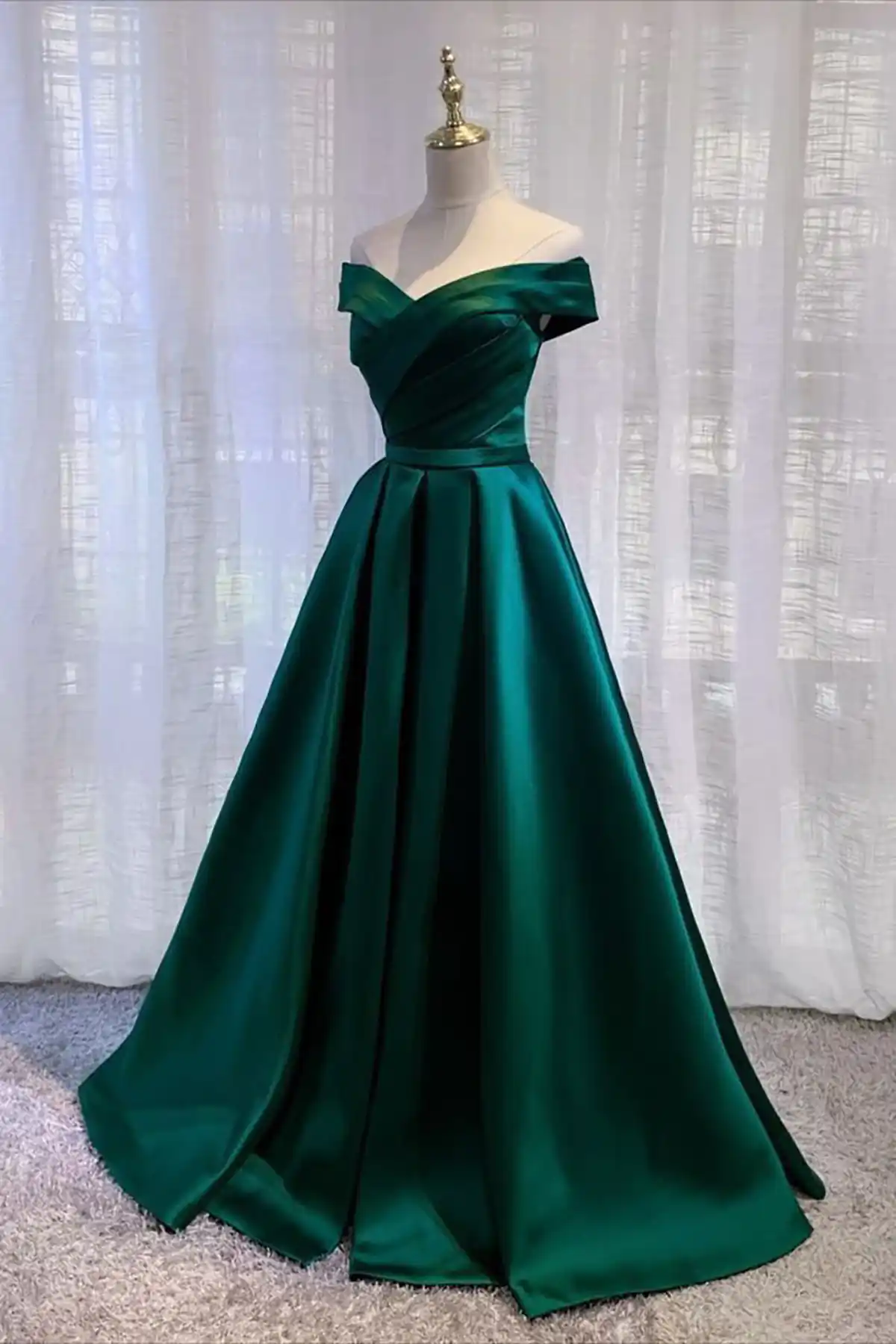 لباس مجلسی سبز کله غازی