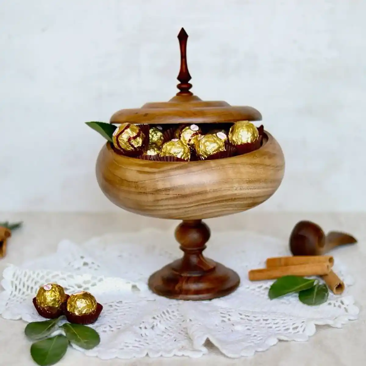 شکلات خوری لاکچری