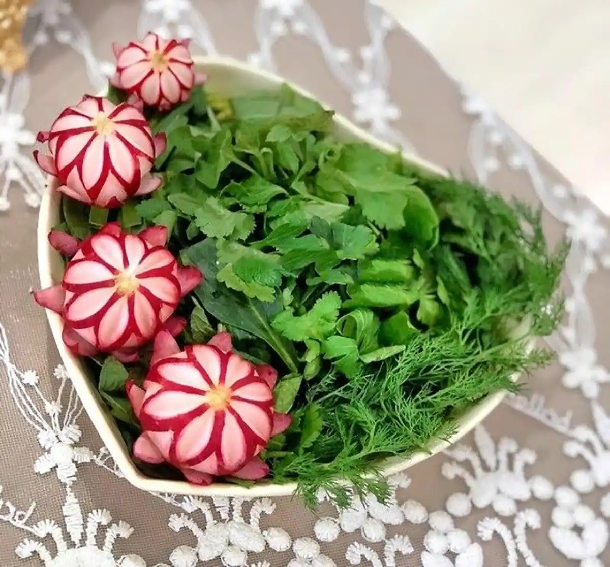تزیین سبزی خوردن ساده 