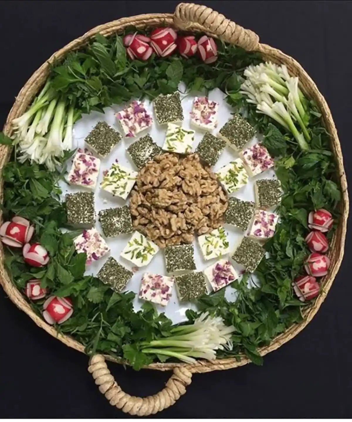 تزیین سبزی خوردن برای سفره افطار 