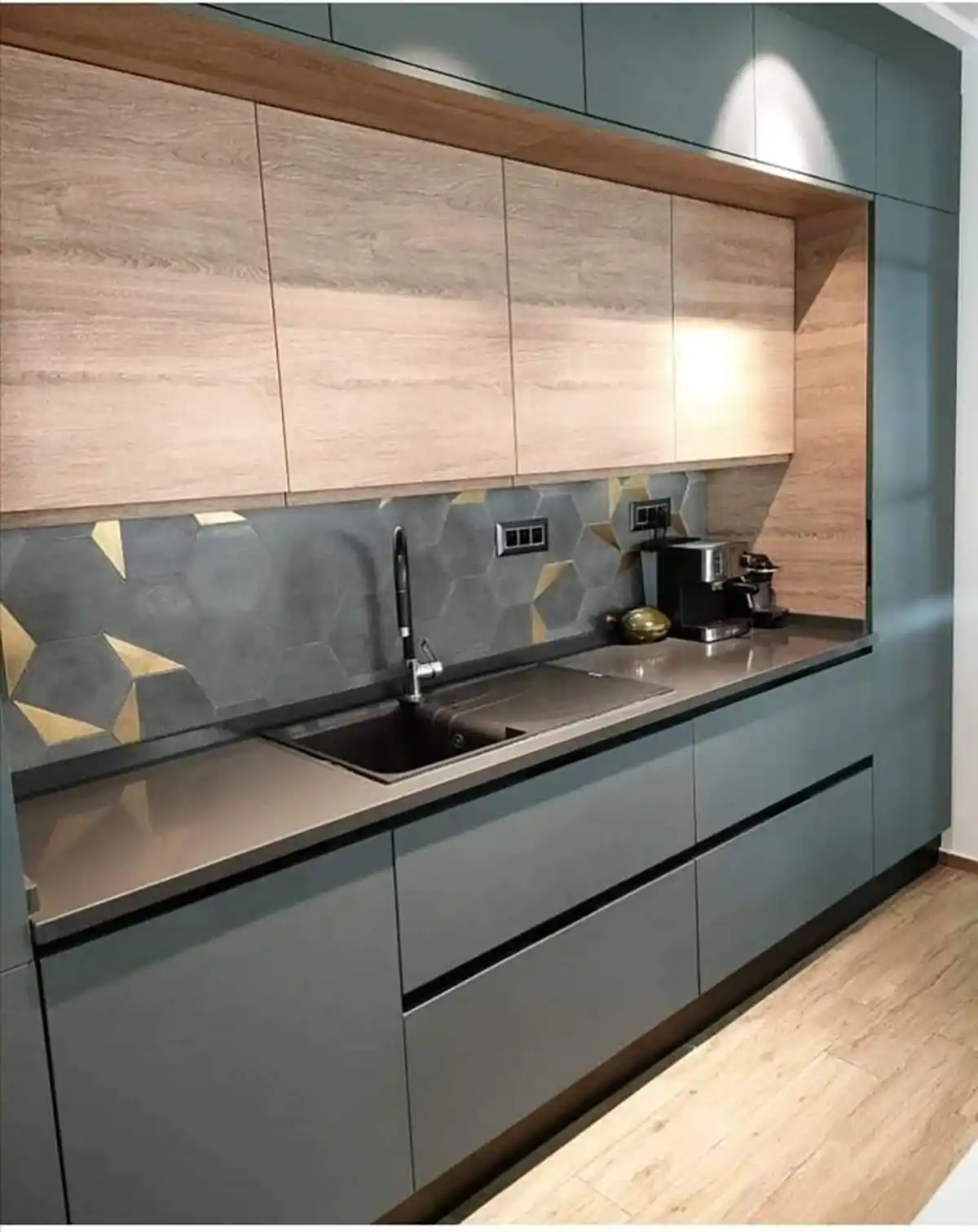 کابینت نئوکلاسیک سفید 