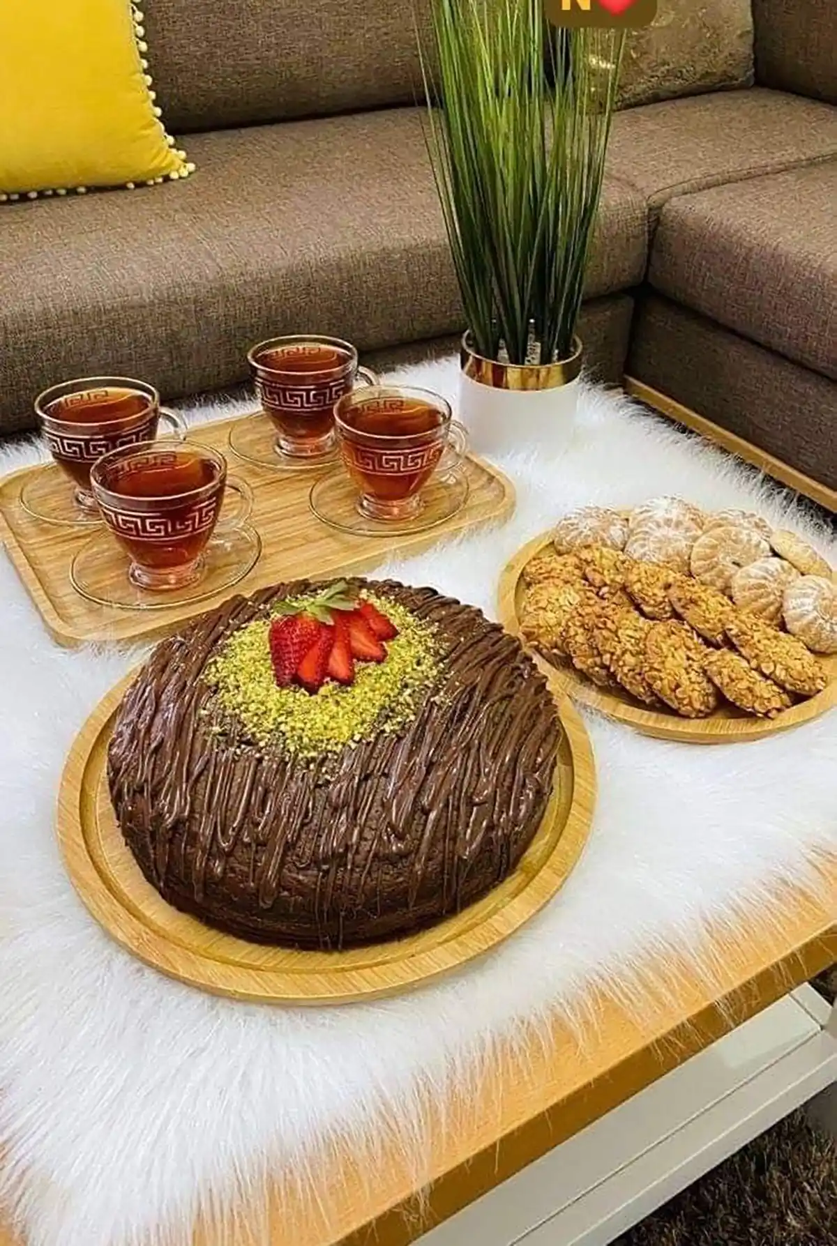 تزیین کیک شکلاتی