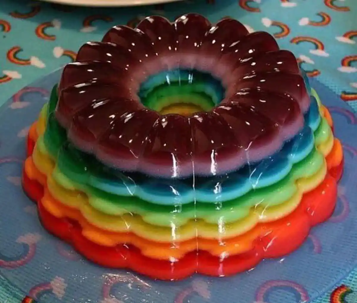 تزیین ژله ساده ژله ساده و شیک برای مهمانی طرز تهیه ژله میوه ای طرز تهیه ژله میوه ای با شیر ژله بستنی با میوه چه میوه هایی را در ژله می توان استفاده کرد 