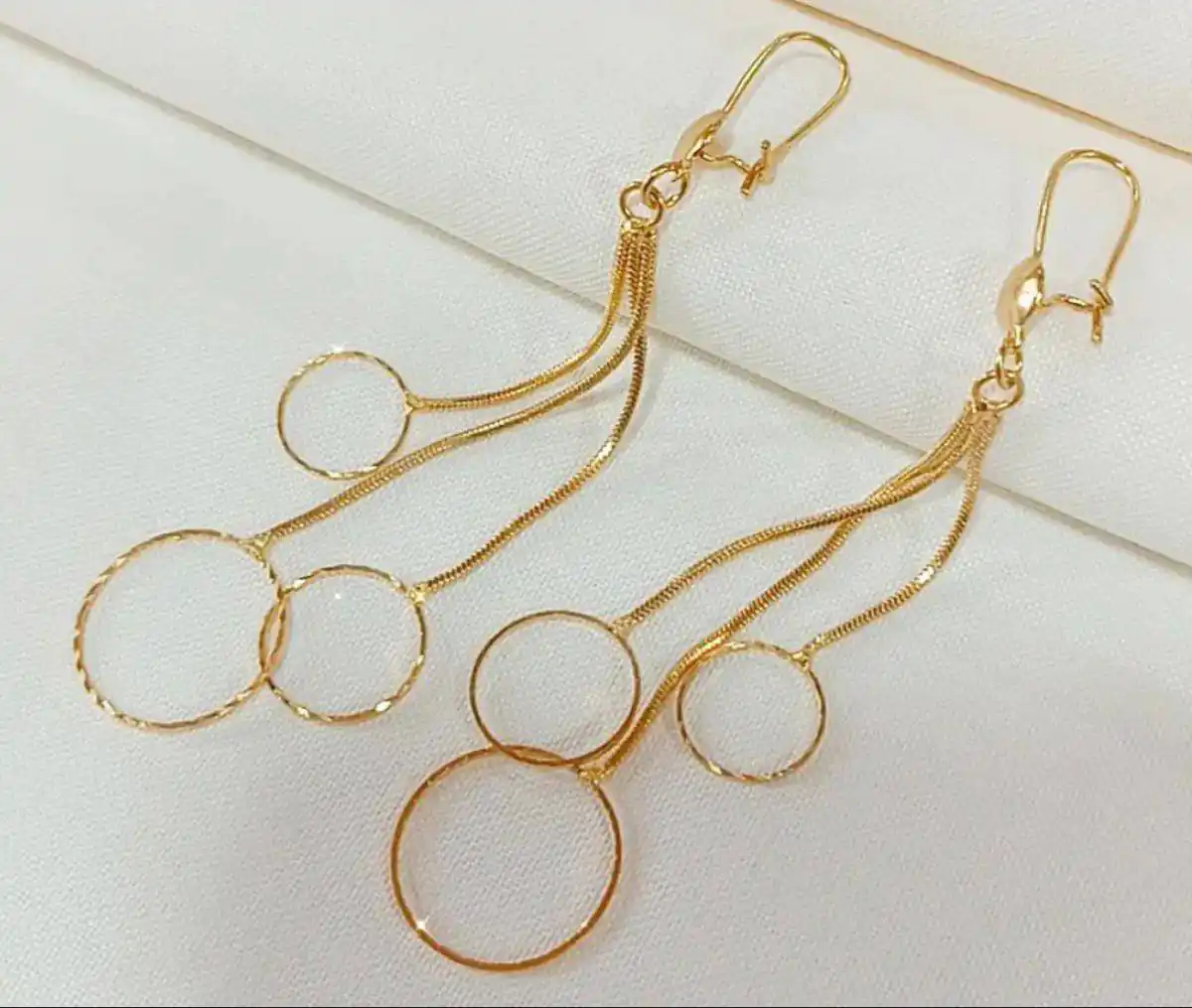 گوشواره حلقه ای ریز طلا لیست قیمت گوشواره طلا حلقه ای قیمت گوشواره حلقه ای کوچک طلا گوشواره حلقه ای جدید بزرگ گوشواره حلقه ای دوتایی گوشواره حلقه ای طلا