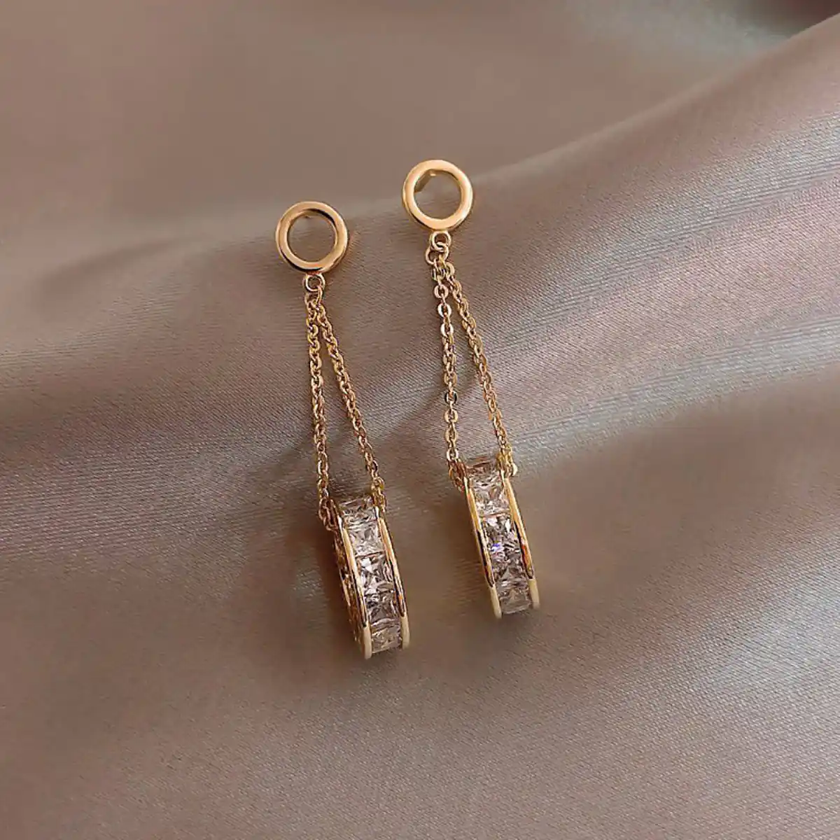 گوشواره حلقه ای ریز طلا لیست قیمت گوشواره طلا حلقه ای قیمت گوشواره حلقه ای کوچک طلا گوشواره حلقه ای جدید بزرگ گوشواره حلقه ای دوتایی گوشواره حلقه ای طلا