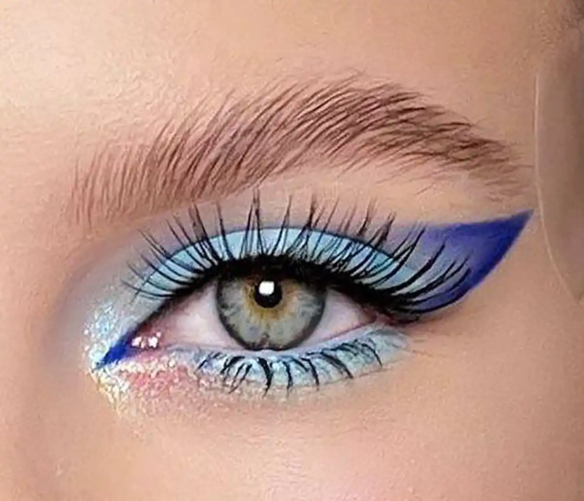 خط چشم مویی خط چشم رنگی اکلیلی خط چشم ماژیکی خط چشم صورتی خط چشم مدادی خط چشم گربه ای 