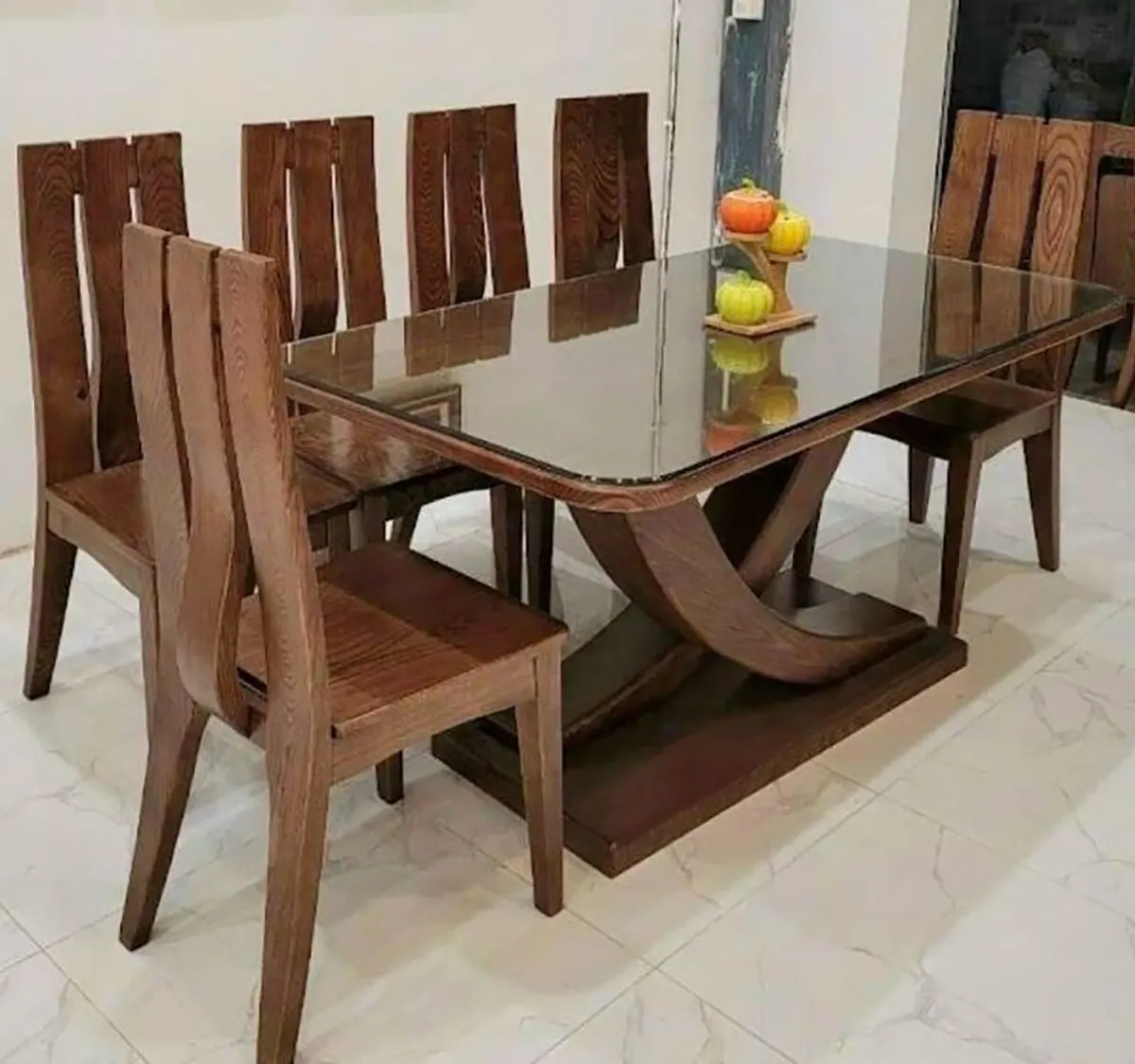 میز ناهاخوری چوبی