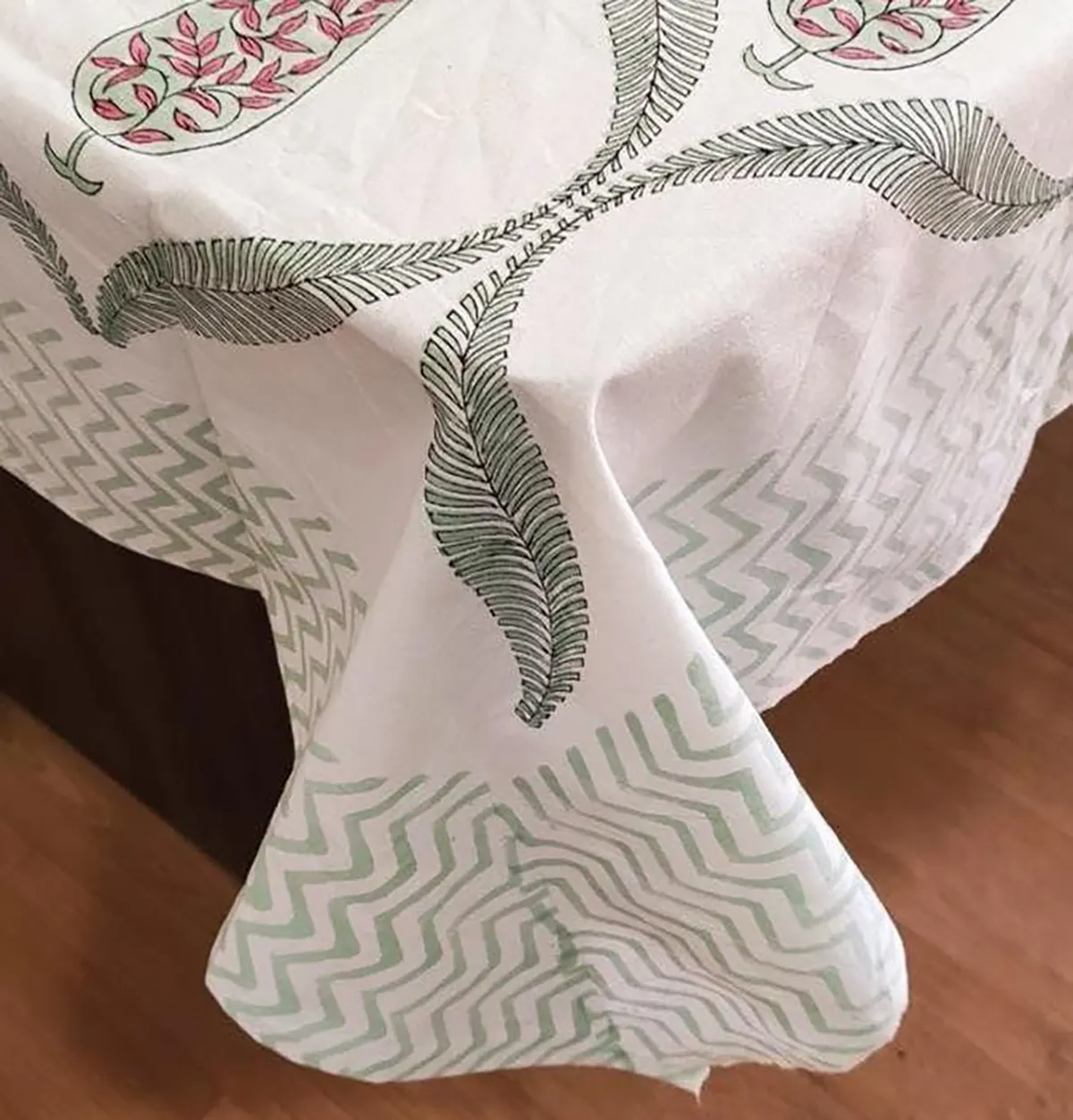رومیزی شیک و جدید
رومیزی ناهارخوری شیک دیجی کالا
رومیزی پارچه ای شیک
رومیزی جلو مبلی شیک
رومیزی مدرن
رومیزی مدرن دیجی کالا
