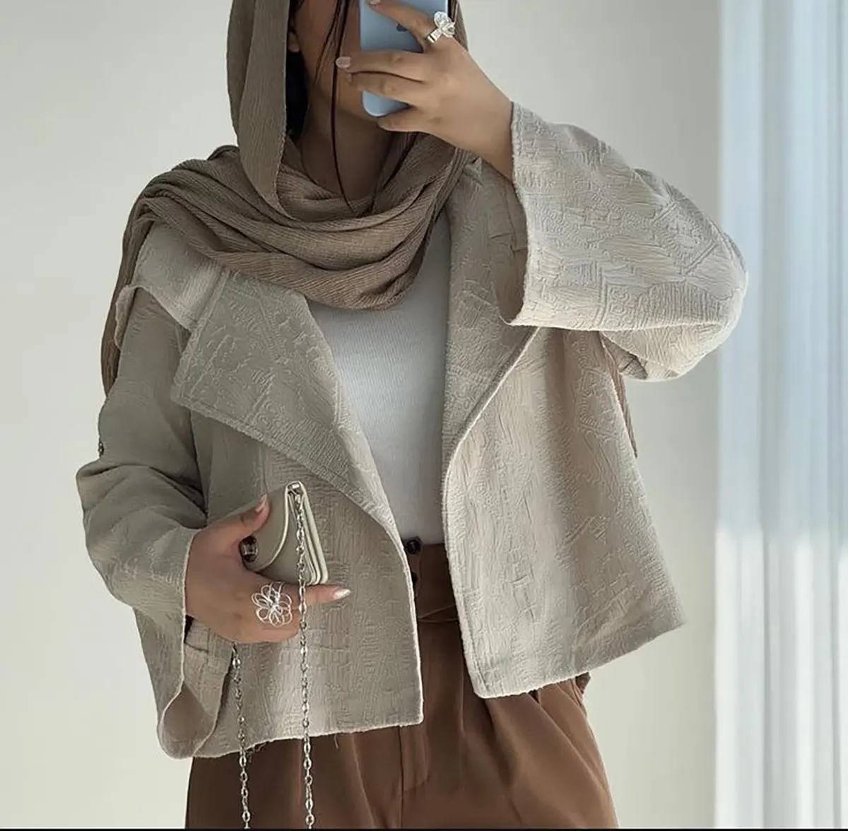 مدل کت کوتاه زنانه
مدل کت تک مجلسی
کت کوتاه مجلسی
مدل کت زنانه جدید
مدل کت کوتاه روی لباس مجلسی بلند
کت کوتاه دخترانه مجلسی