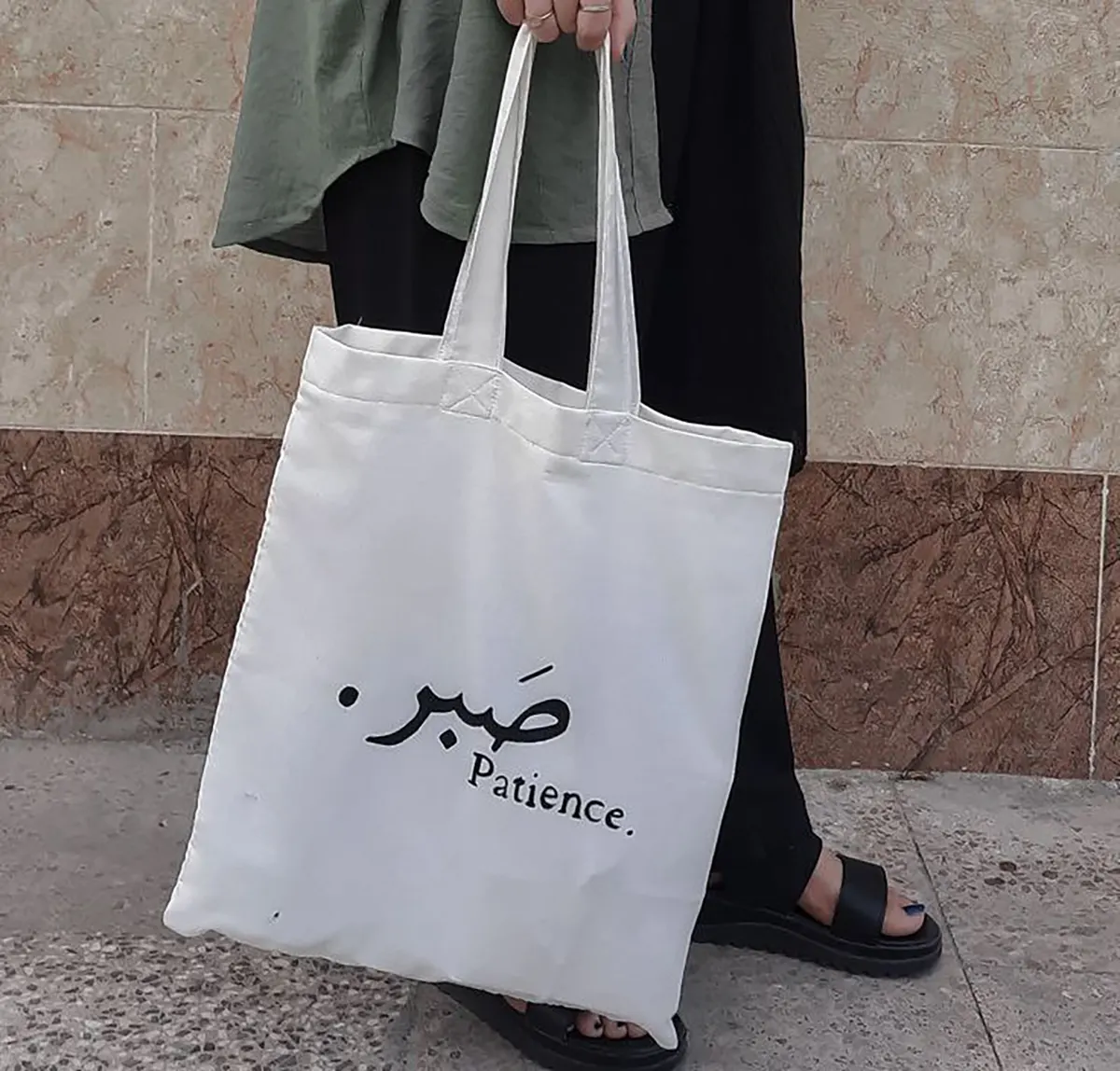 
طرح توت بگ فانتزی
طرح توت بگ مینیمال
طرح توت بگ پینترست
توت بگ جیب دار
توت بگ دیجی کالا
طرح مینیمال
