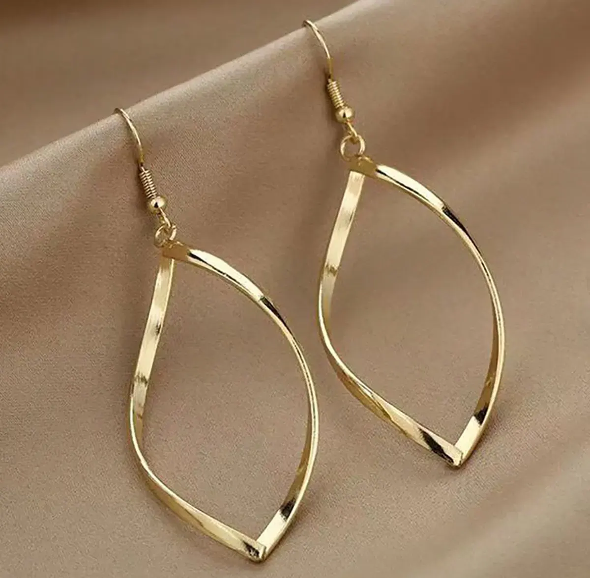 گوشواره جواهری
