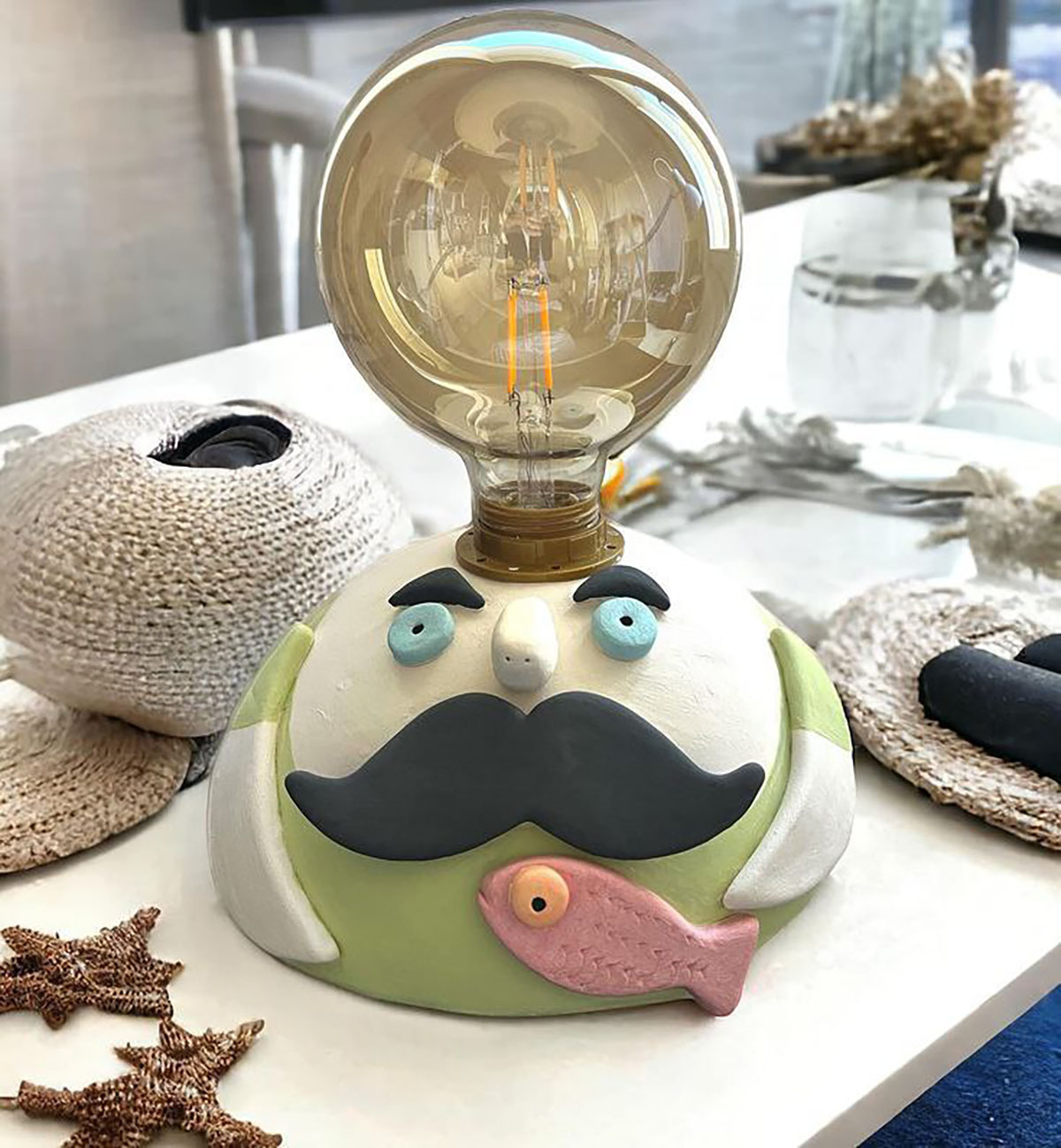 چراغ رومیزی شارژی برای رستوران